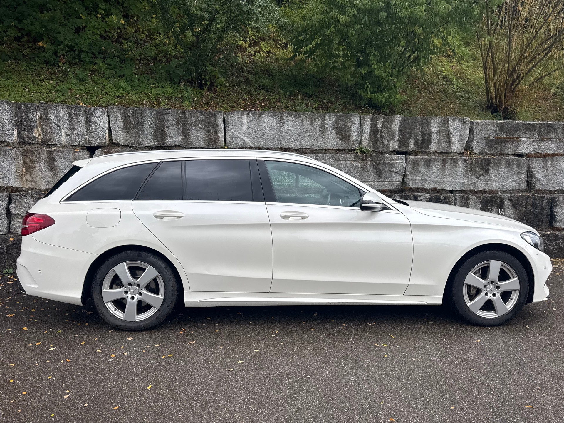 MERCEDES-BENZ C 200 AMG Line-image-7