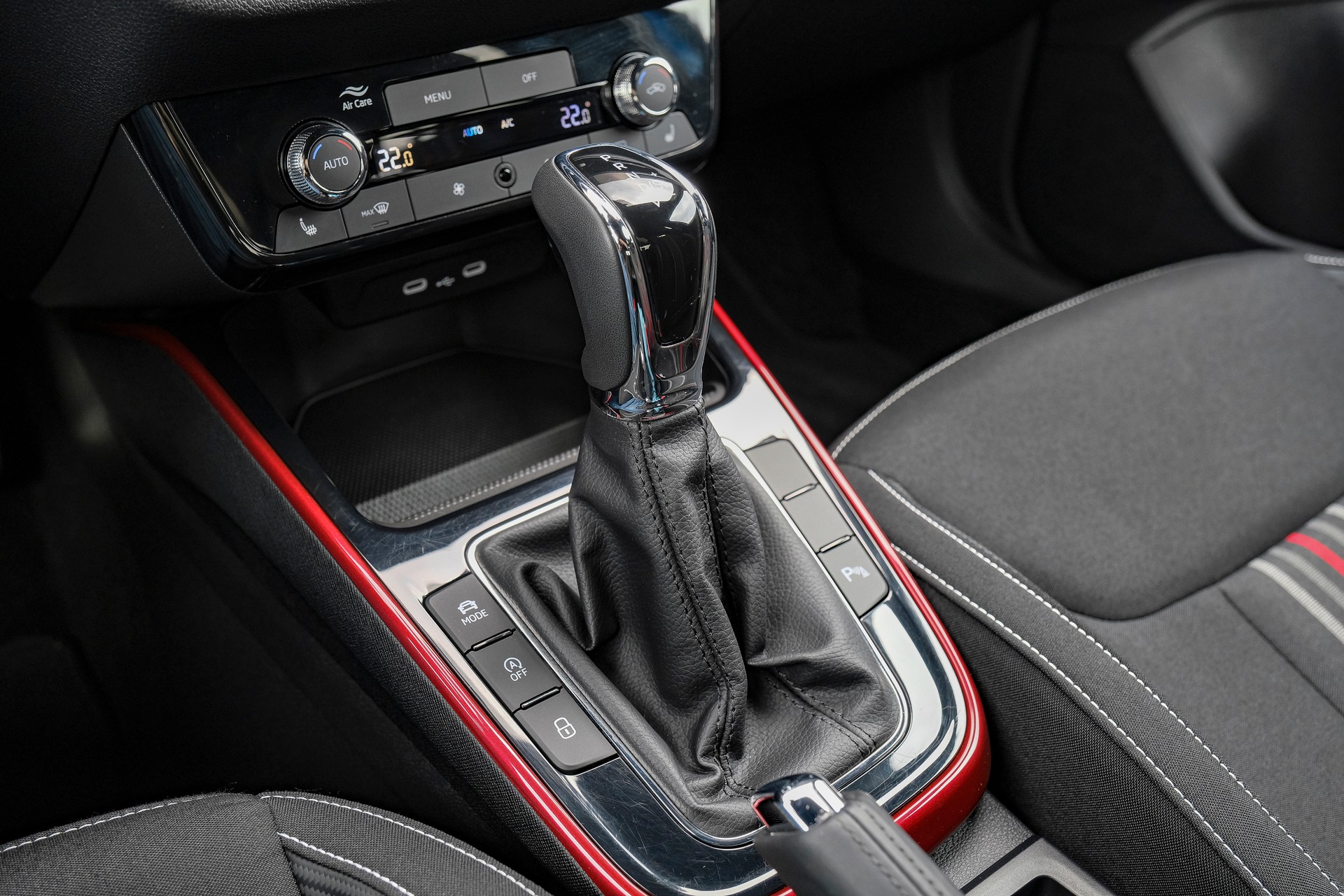 SKODA Fabia 1.0 TSI Monte Carlo DSG-image-20