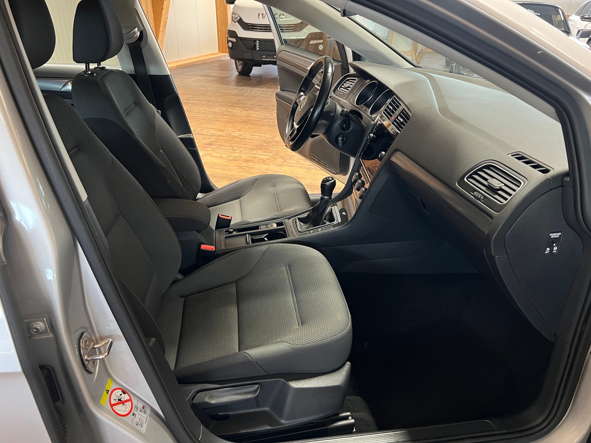 VW Golf 1.5 TSI EVO Comfortline-image-10