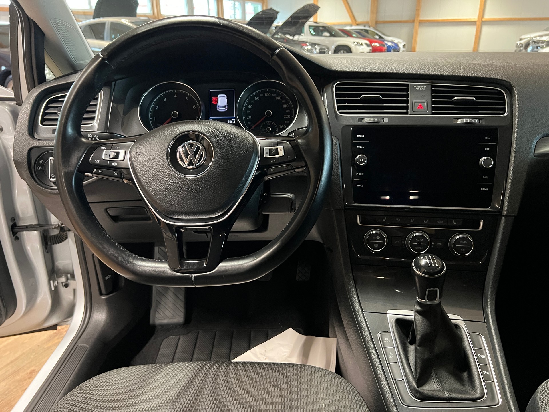 VW Golf 1.5 TSI EVO Comfortline-image-9