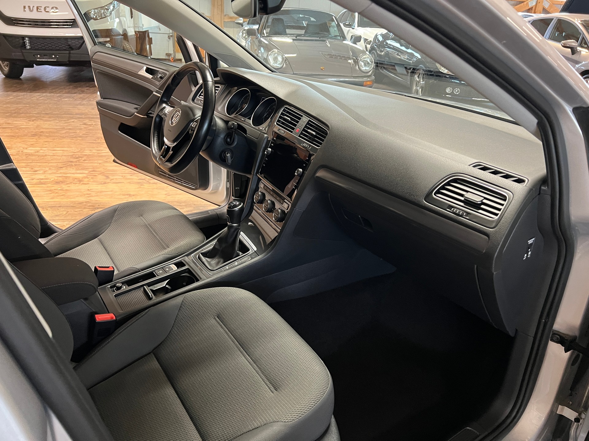 VW Golf 1.5 TSI EVO Comfortline-image-11