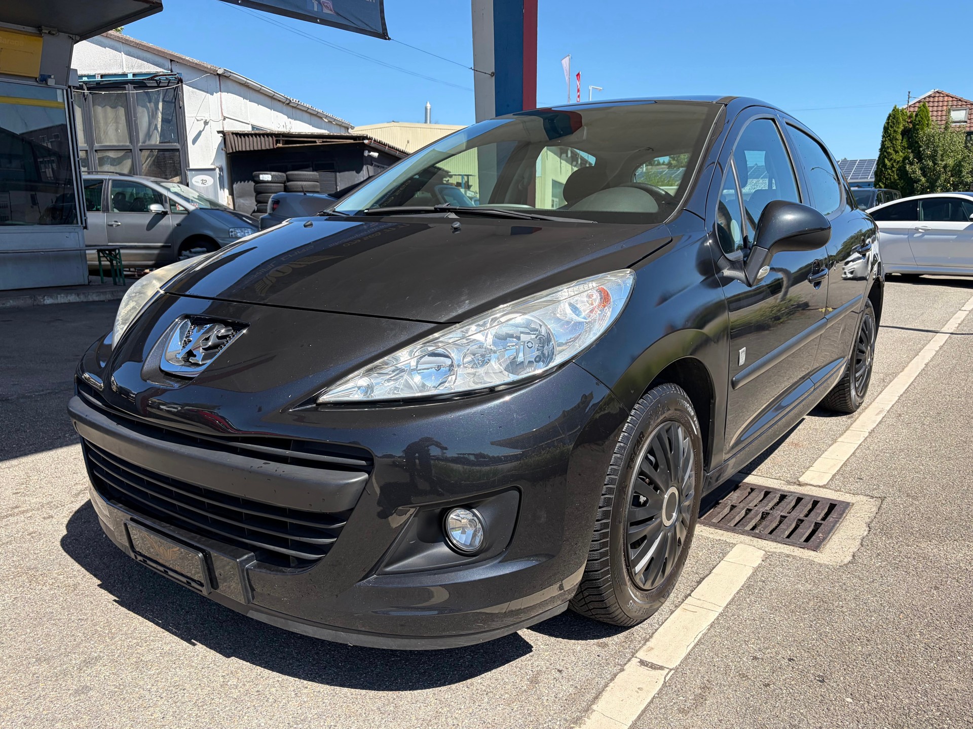 PEUGEOT 207 1.4 16V Sport-image-0