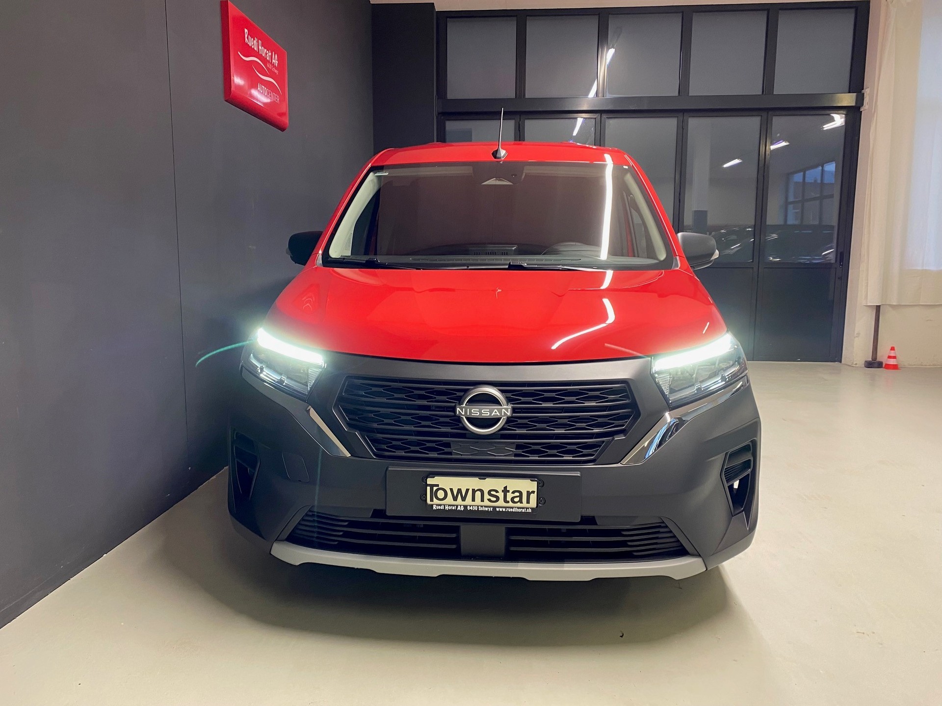 NISSAN Townstar L1 1.3 DIG-T Acenta-image-1