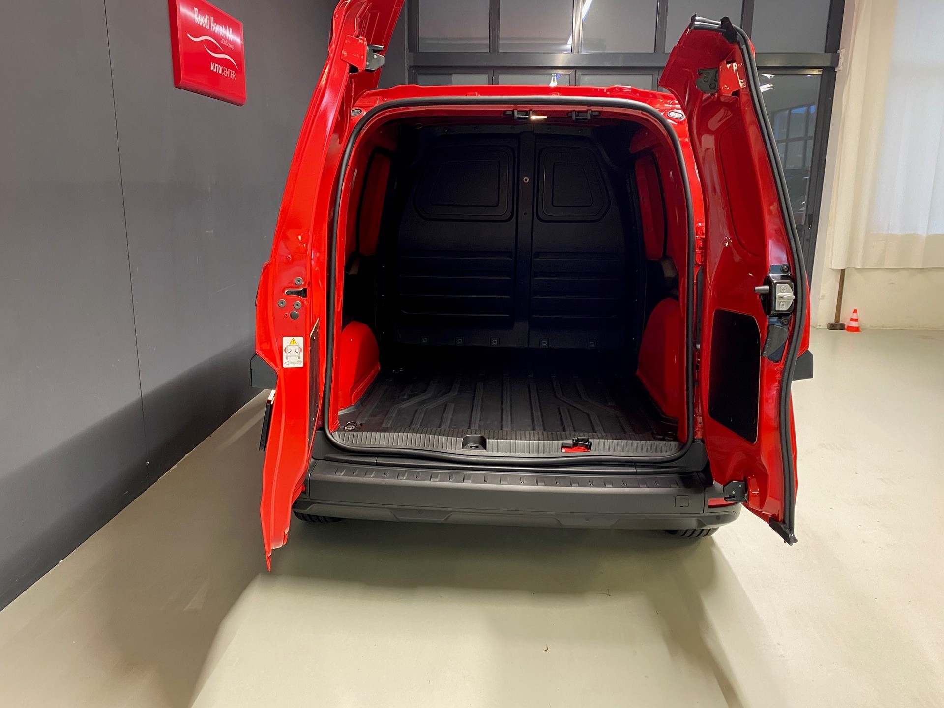 NISSAN Townstar L1 1.3 DIG-T Acenta-image-9