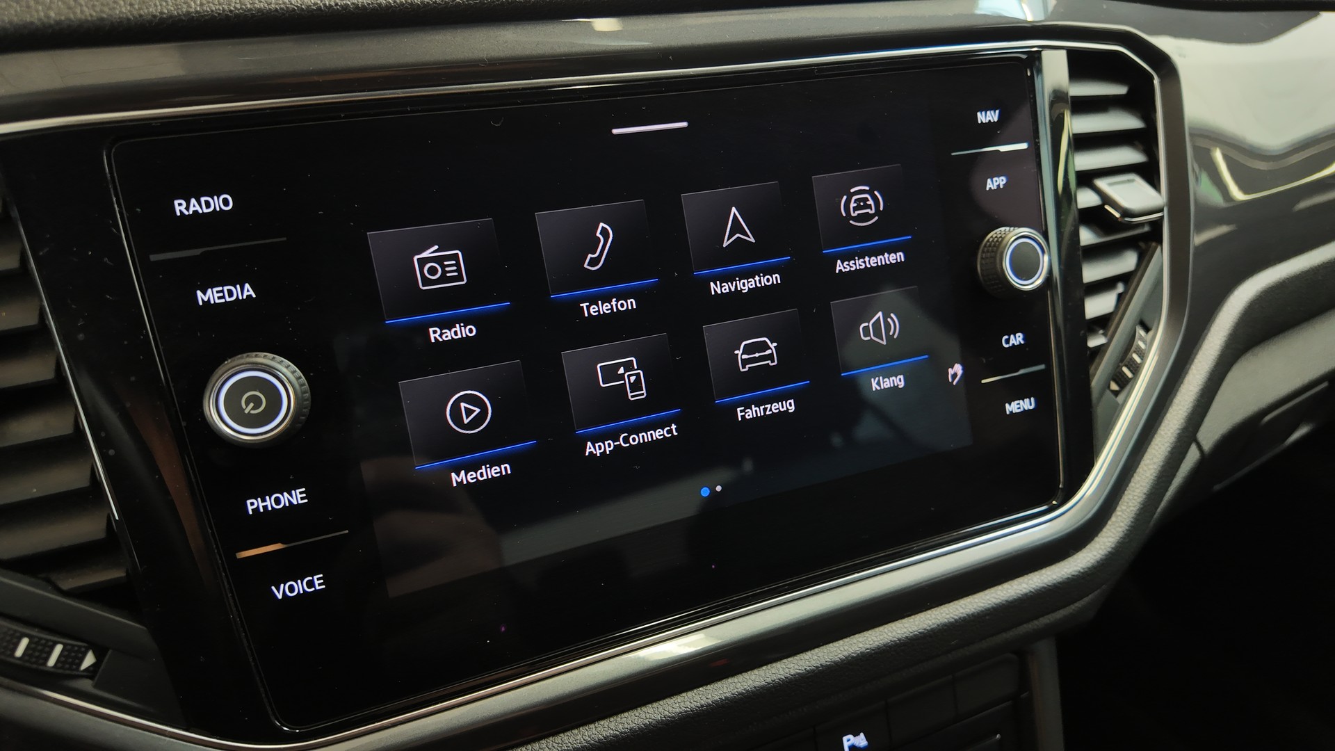 VW T-Roc 2.0 TSI R-Line Sport DSG 4Motion-image-28