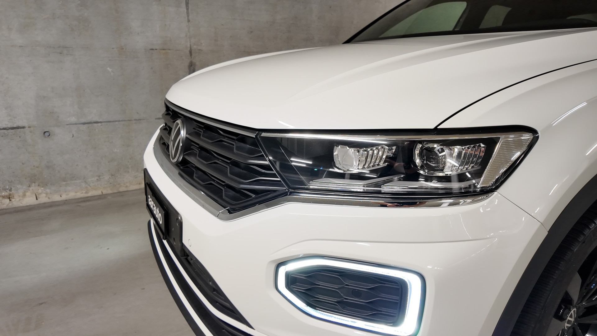 VW T-Roc 2.0 TSI R-Line Sport DSG 4Motion-image-6
