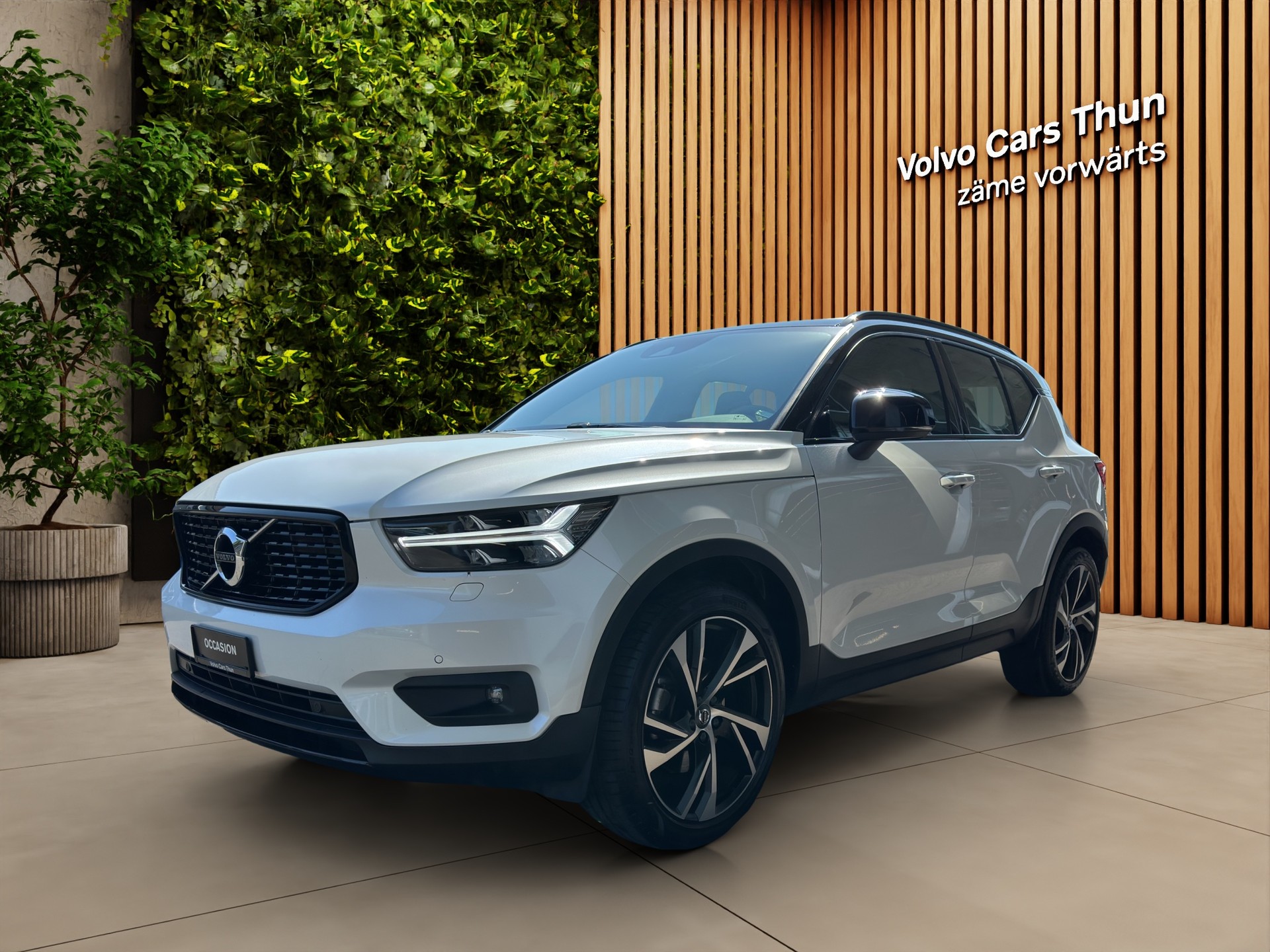 VOLVO XC40 2.0 T4 R-Design AWD-image-0
