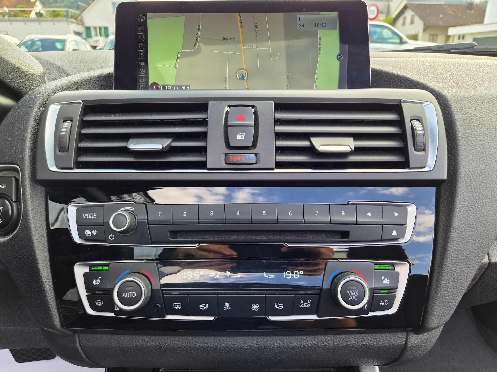 BMW 228i Sport Line Steptronic-image-19
