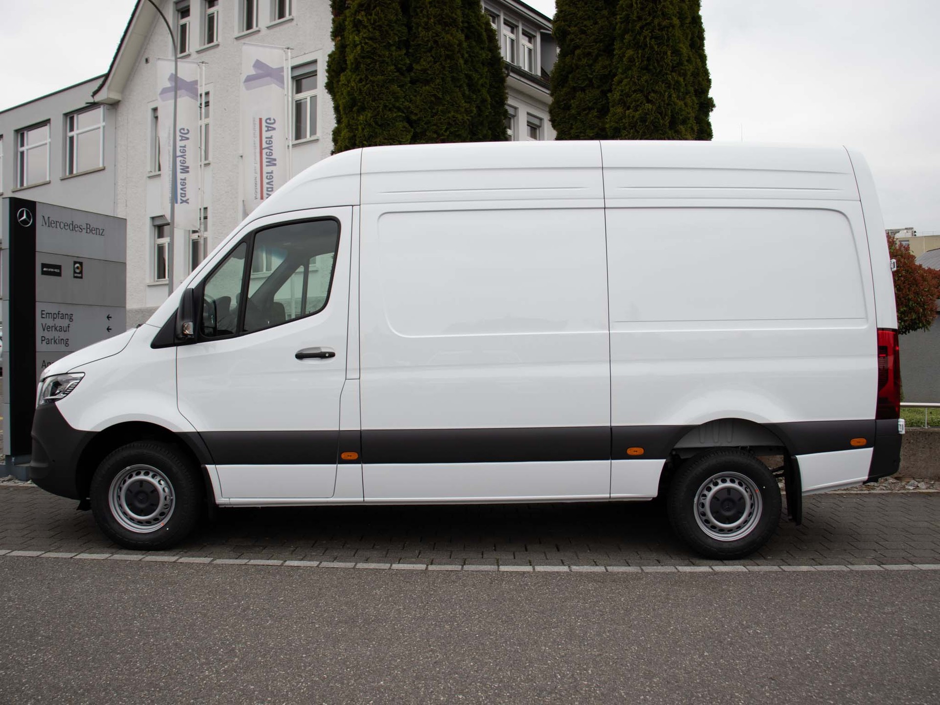 MERCEDES-BENZ Sprinter 319 CDI Kasten PRO Hochdach Standard-image-1
