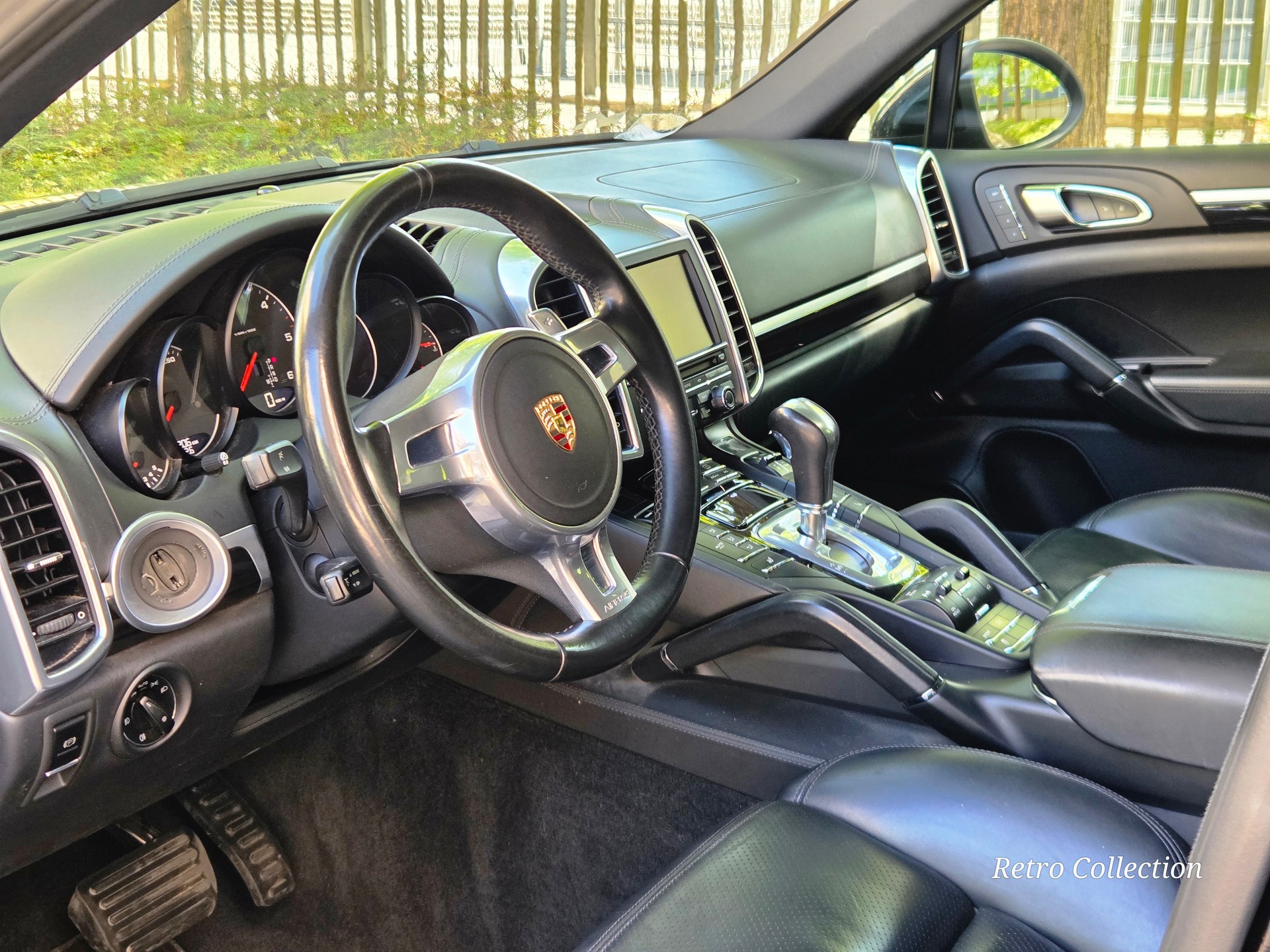 PORSCHE Cayenne Diesel - voiture CH - bon état - équipement complet - GPS - toit ouvrant - expertisée 07.2026.-image-6