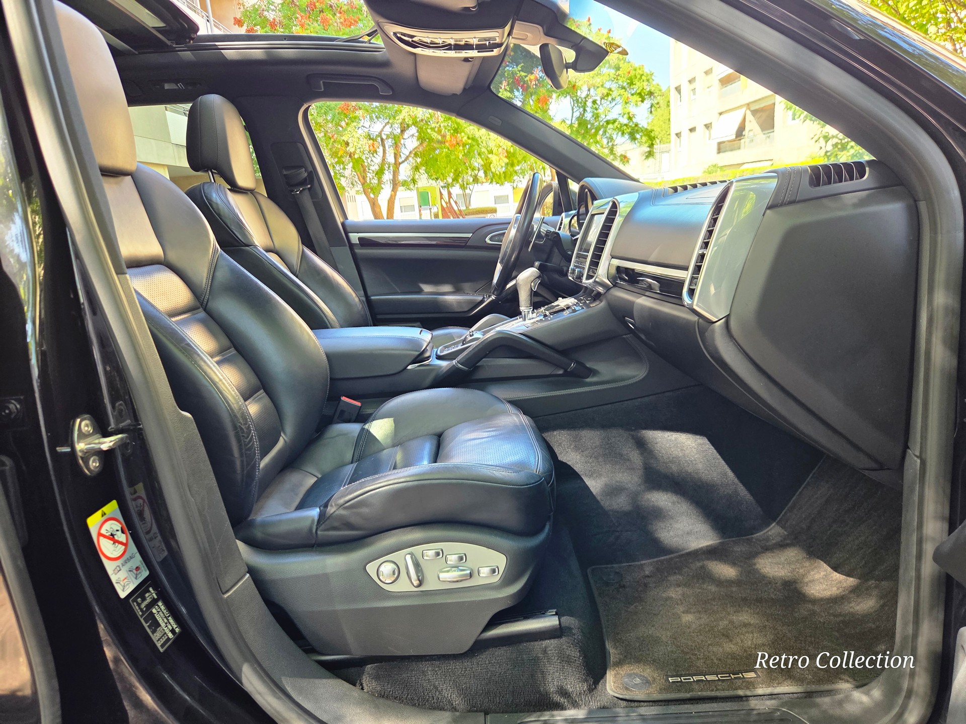 PORSCHE Cayenne Diesel - voiture CH - bon état - équipement complet - GPS - toit ouvrant - expertisée 07.2026.-image-12
