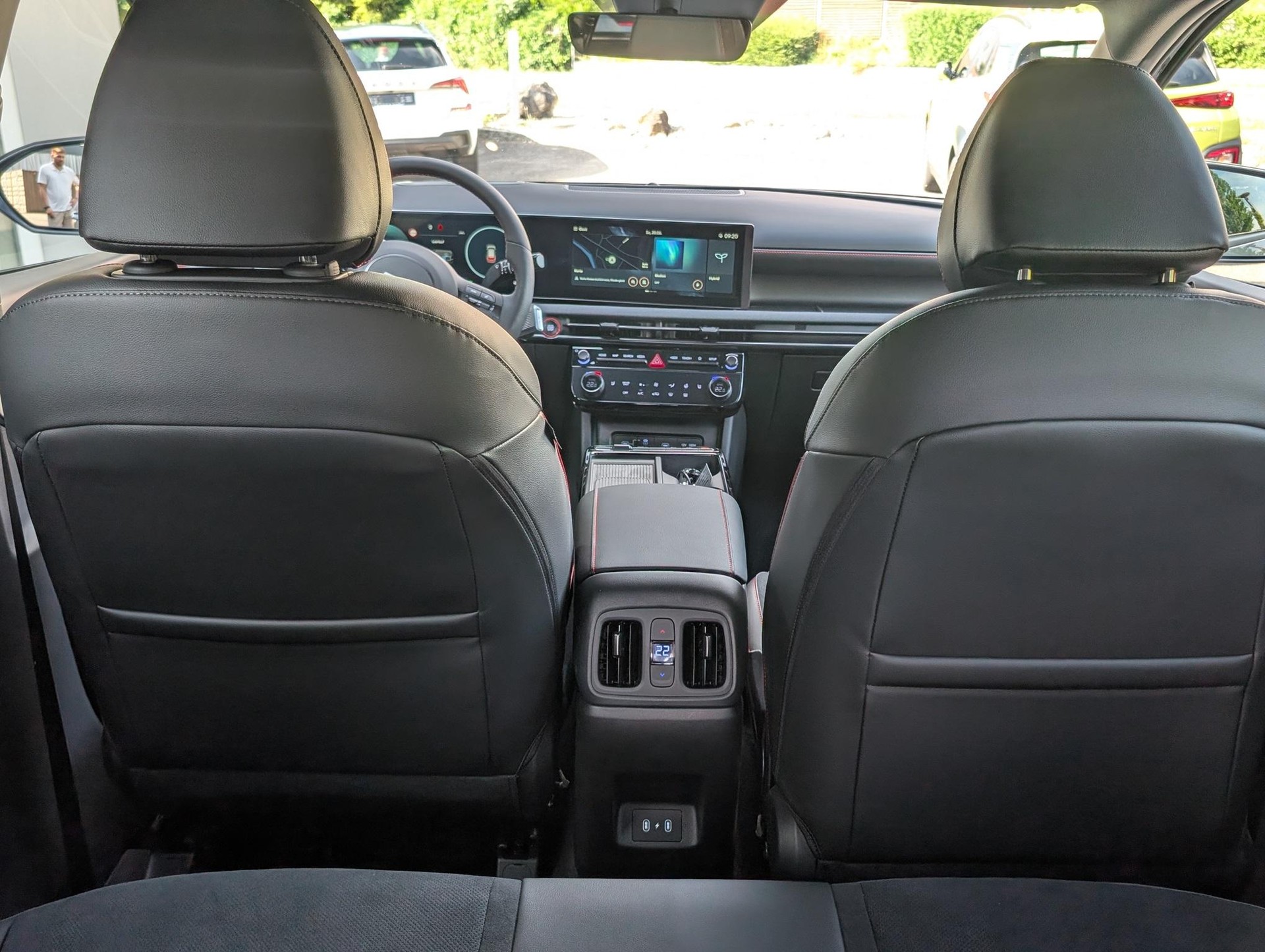 HYUNDAI Tucson 1.6 T-GDi HEV N-Line 4WD-image-9