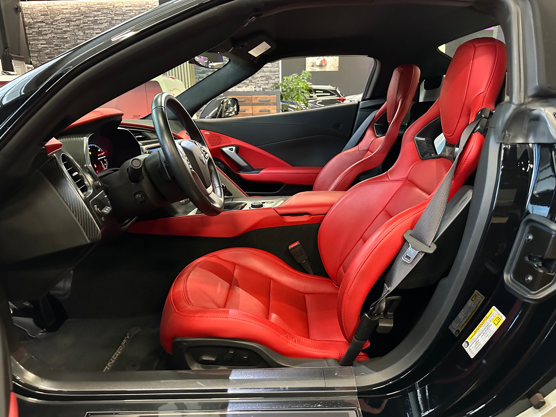 CHEVROLET Corvette Stingray Coupé-image-11