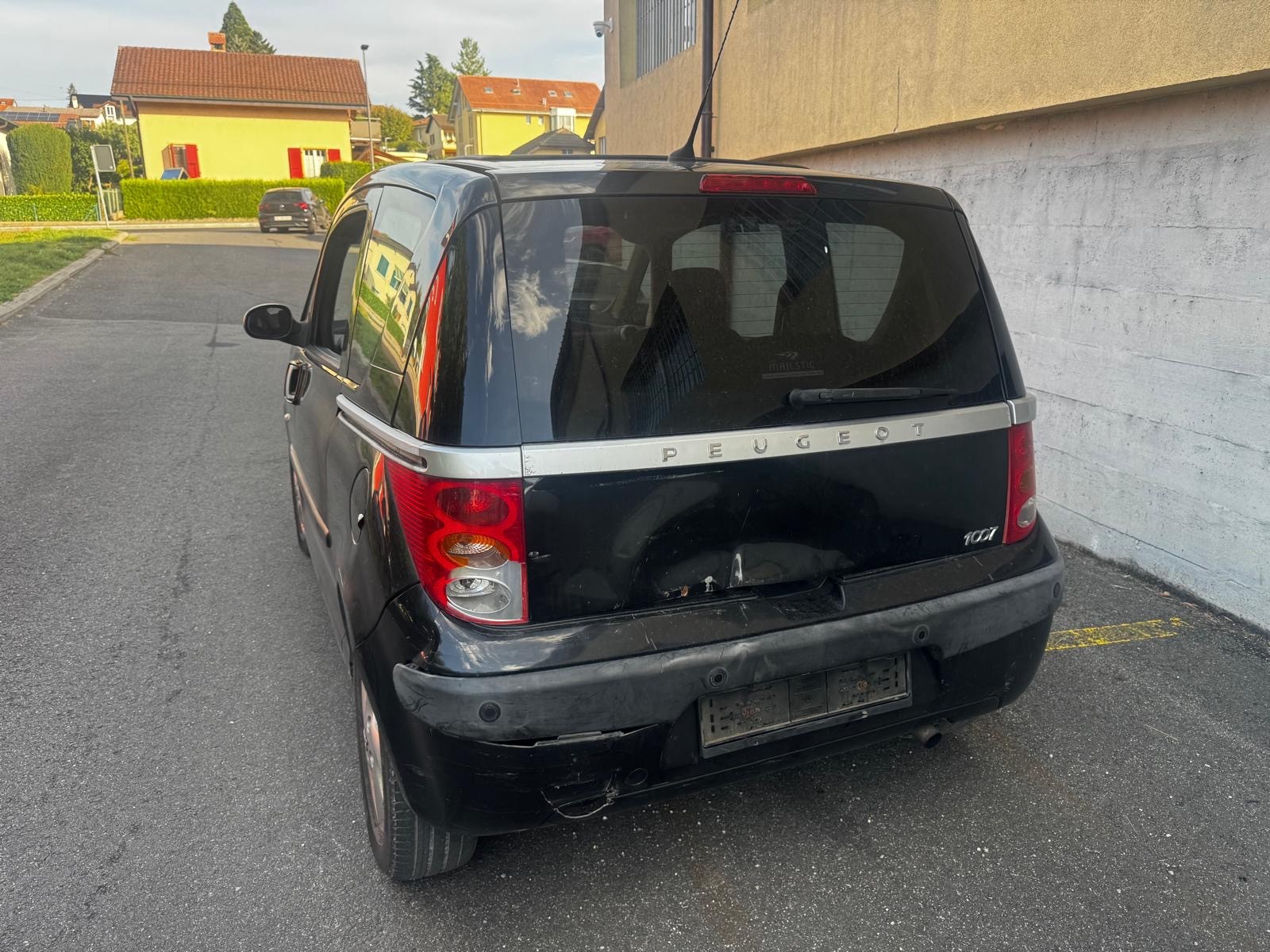 PEUGEOT 1007 1.6 Trendy 2-Tronic-image-5