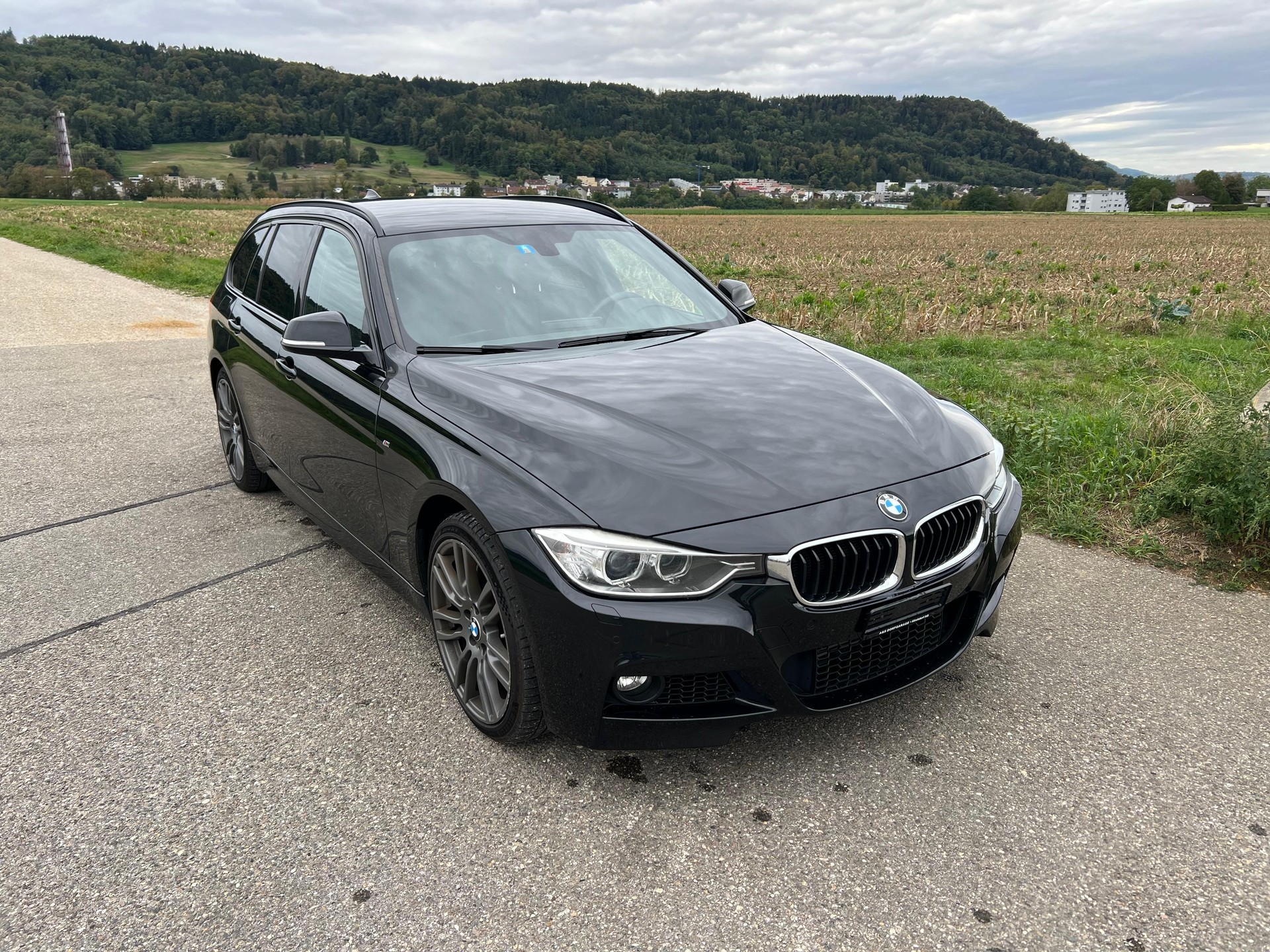 BMW 335i xDrive Touring Steptronic-image-6