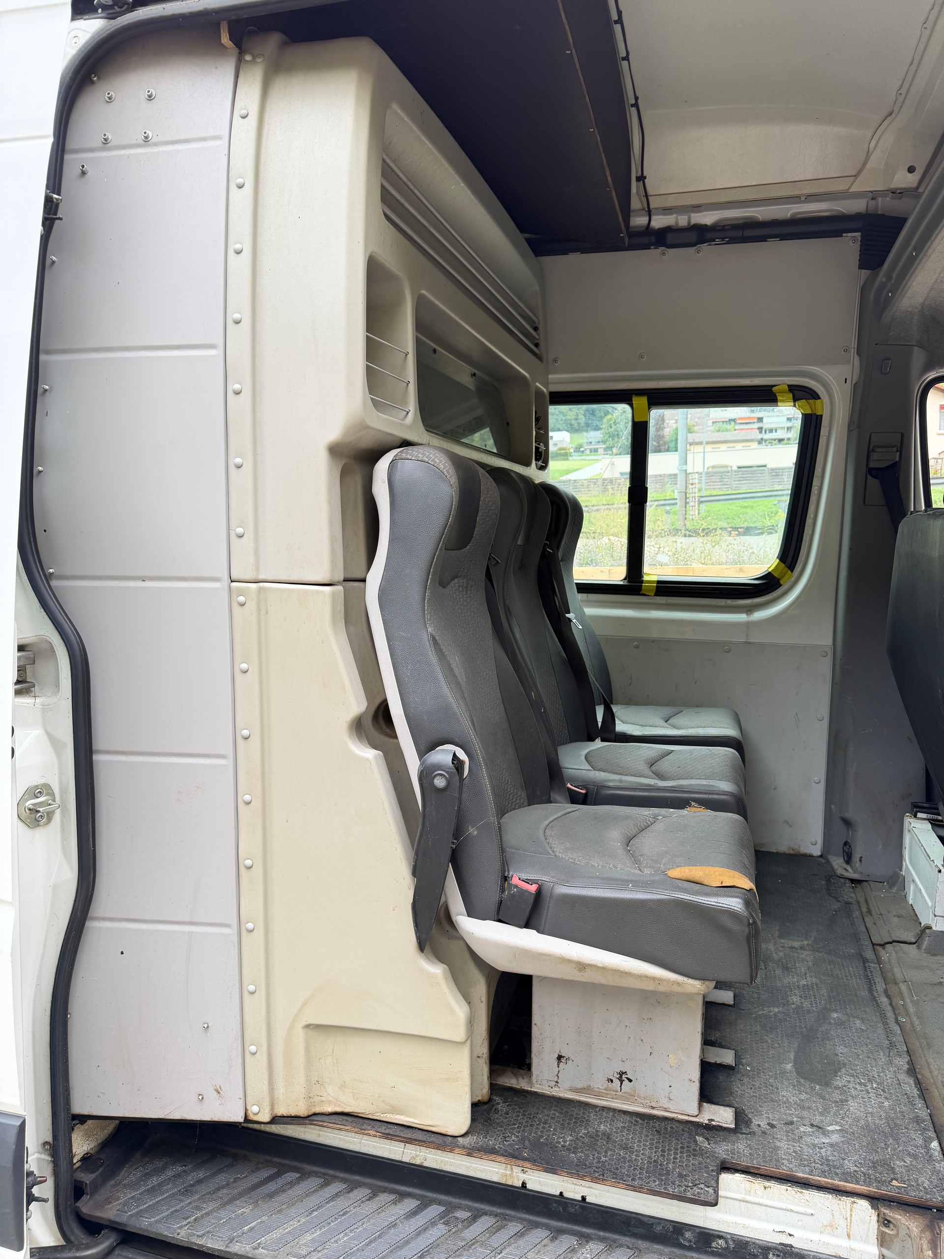 VW Crafter 35 2.0 BiTDI CR-image-7