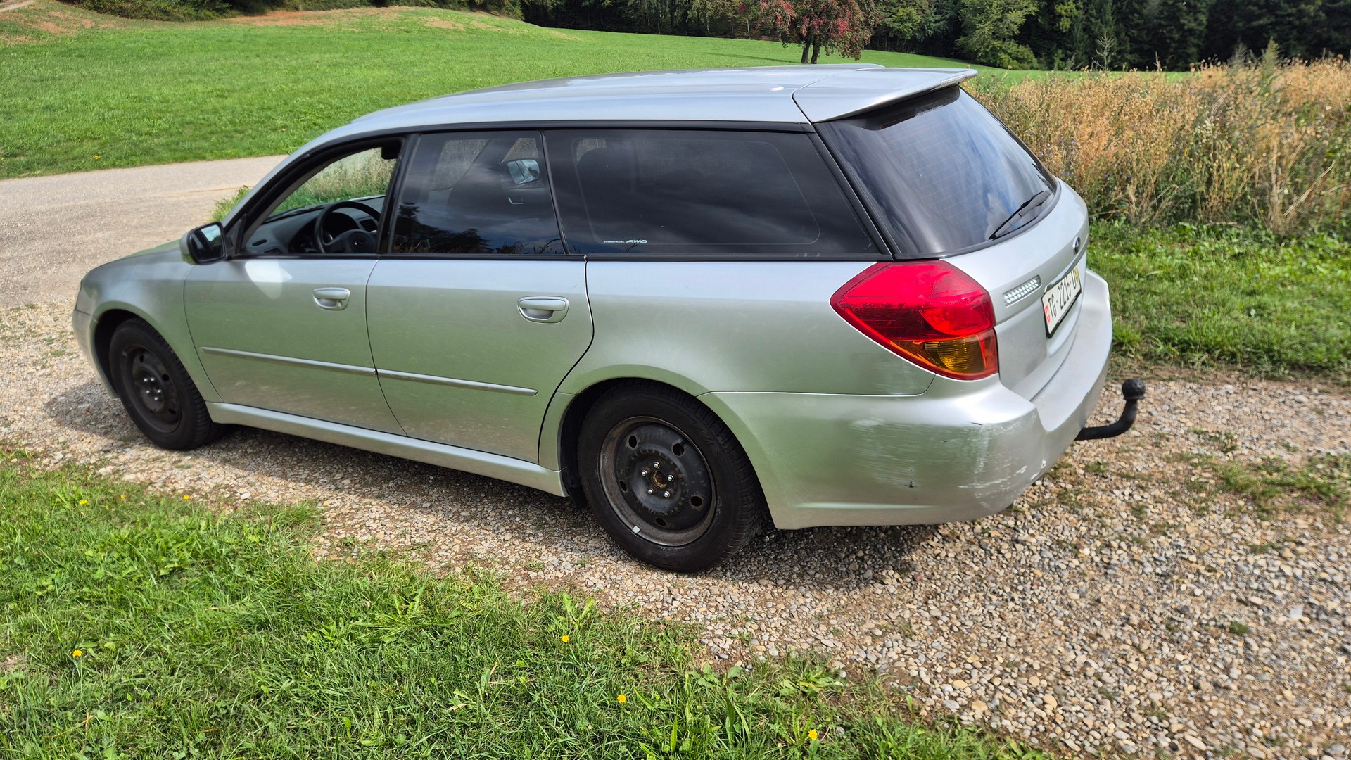 SUBARU Legacy 2.0i AWD-image-3