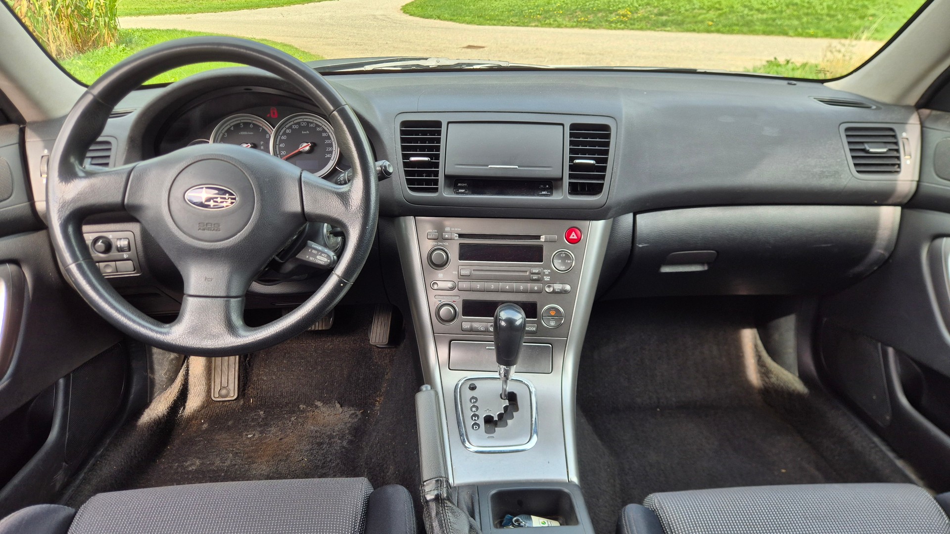 SUBARU Legacy 2.0i AWD-image-6