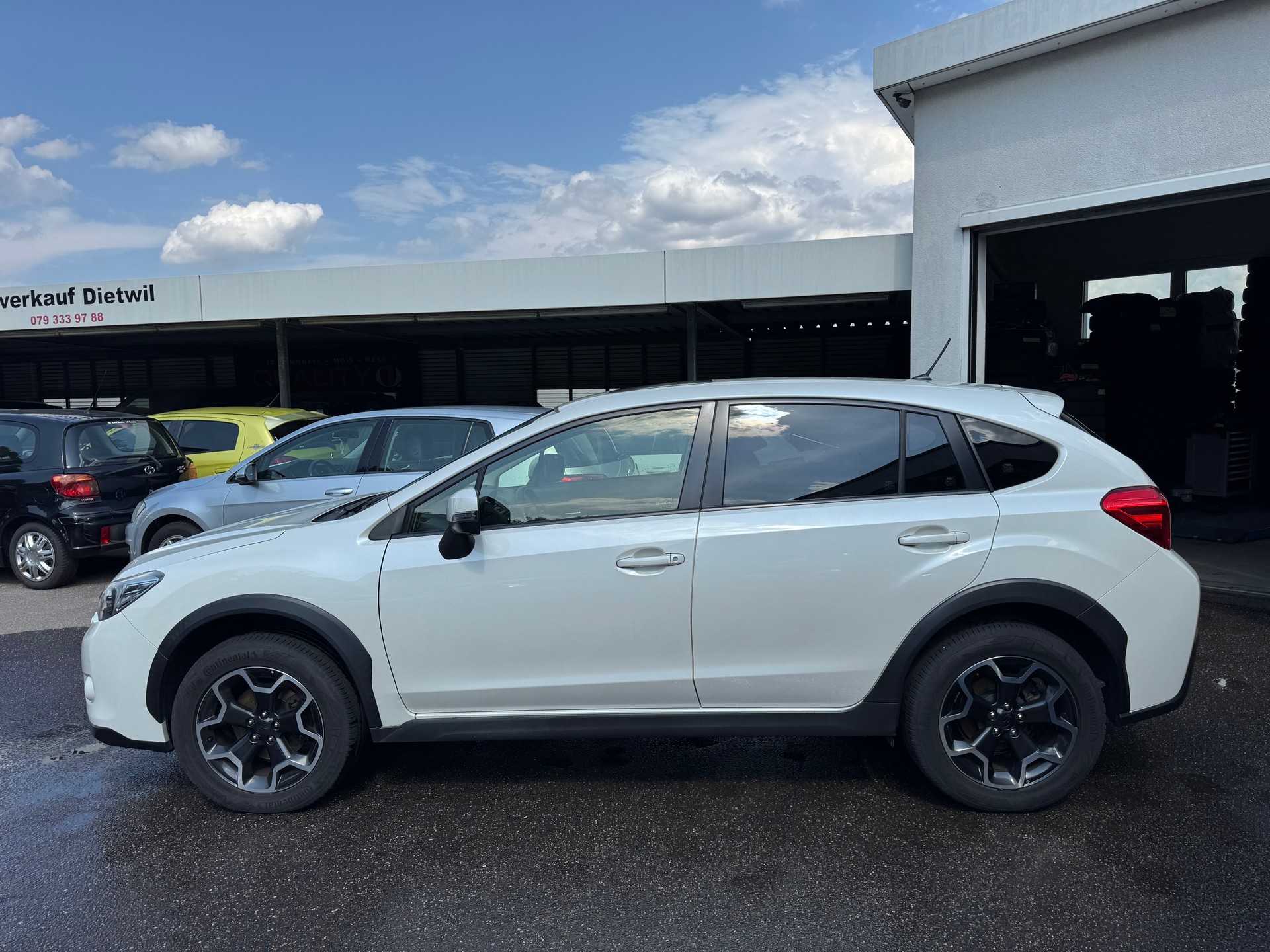 SUBARU XV 2.0 Swiss Three AWD CVT-image-2