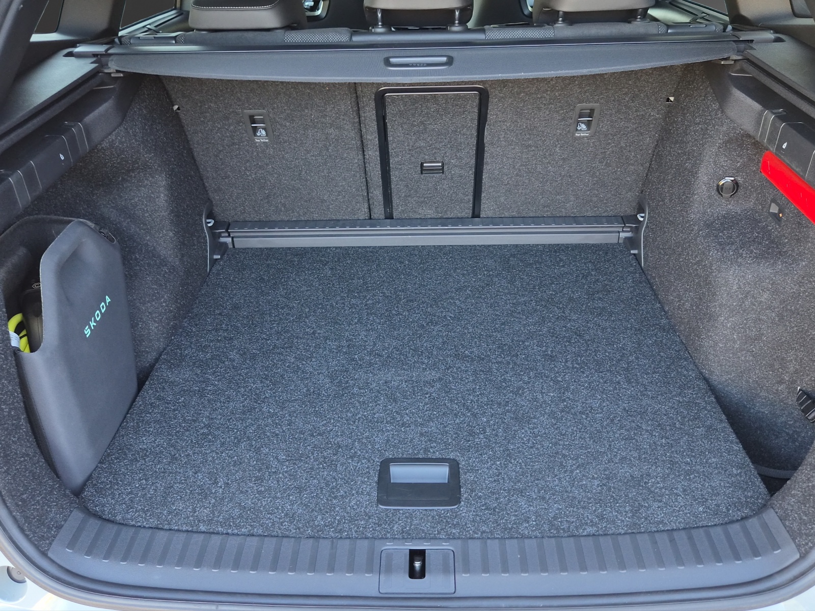 SKODA Enyaq 85x Sportline 4x4-image-9