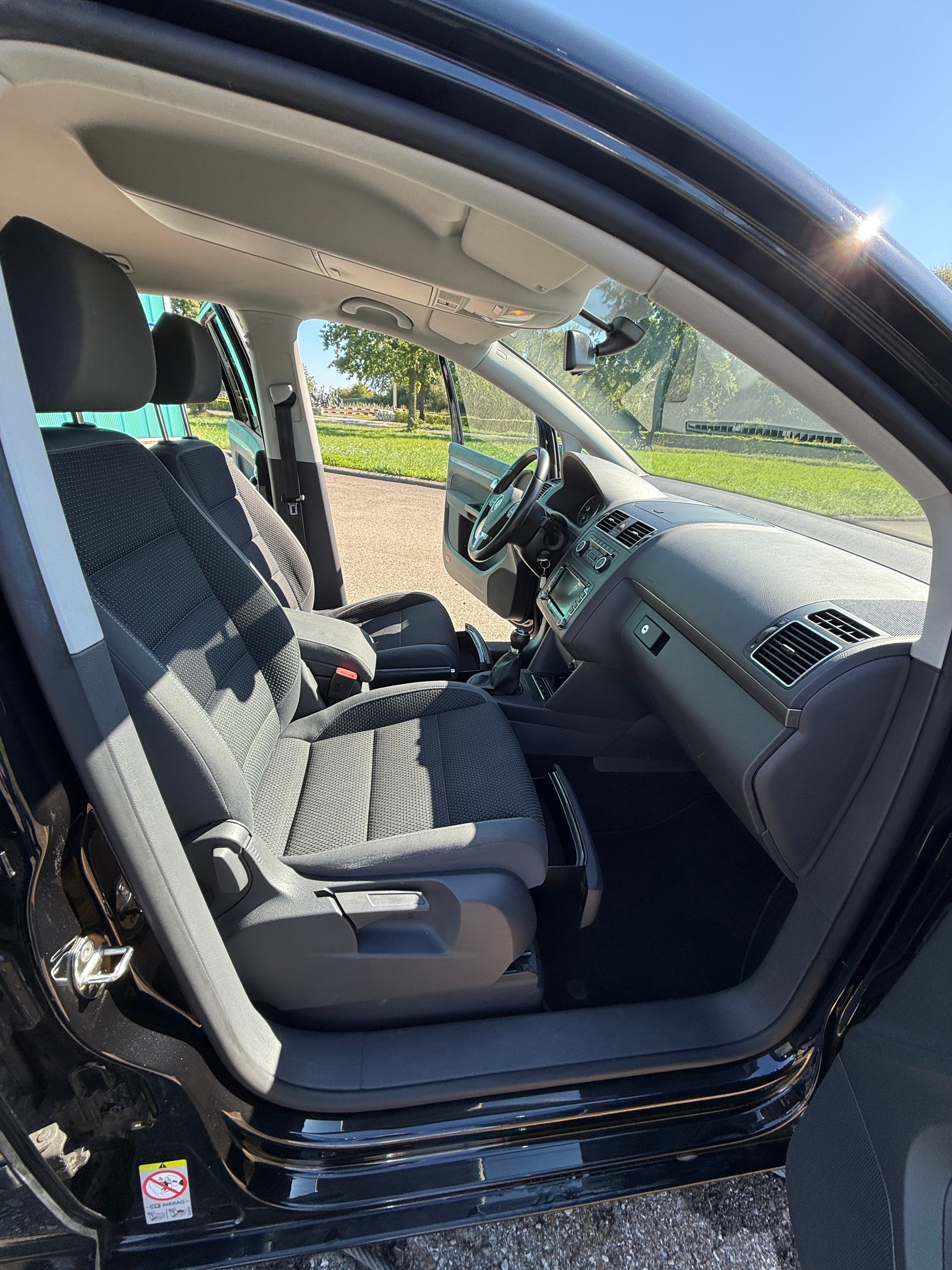 VW Touran 2.0 TDI BlueMotion Technology Comfortline-image-8