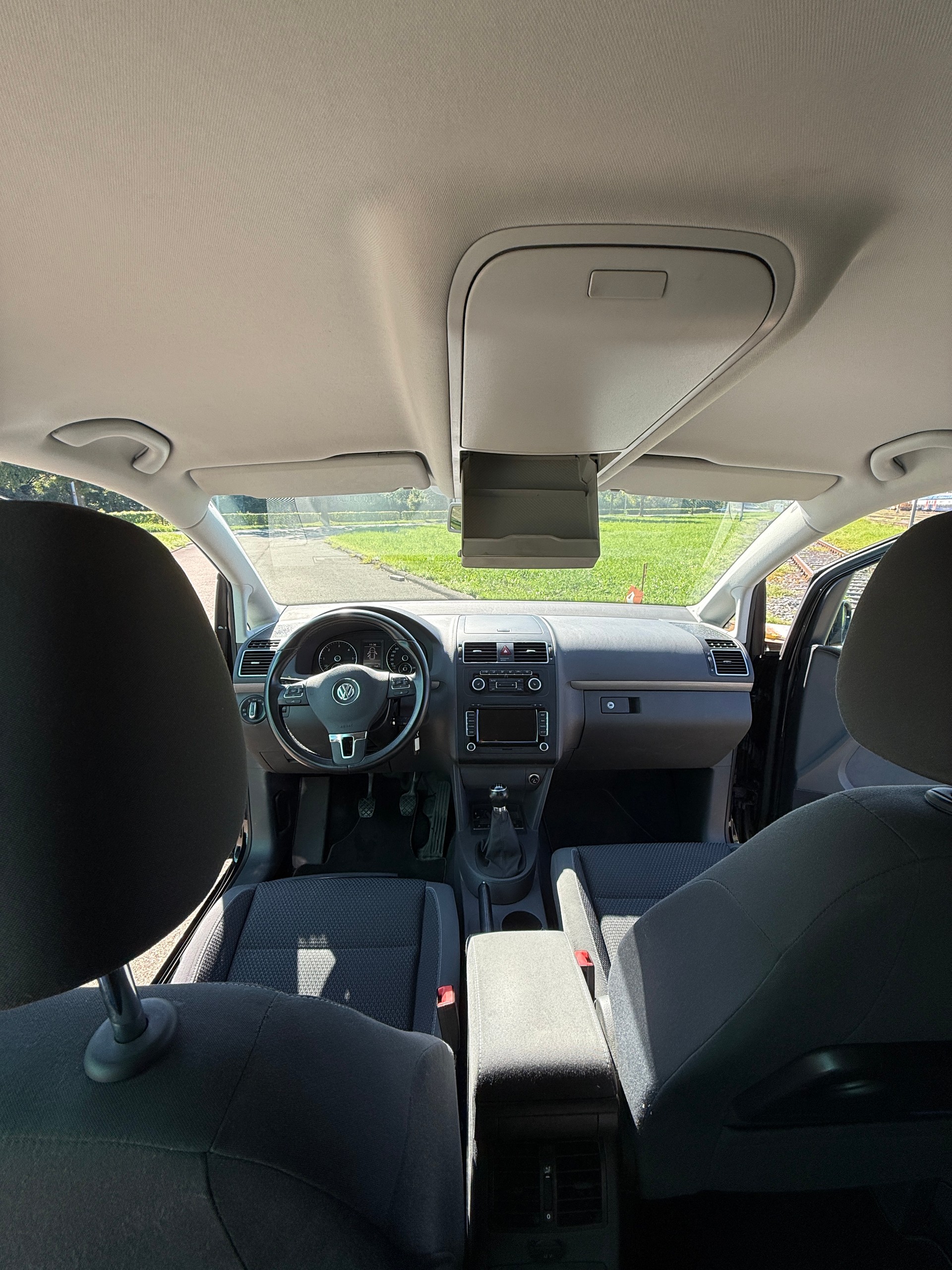 VW Touran 2.0 TDI BlueMotion Technology Comfortline-image-14
