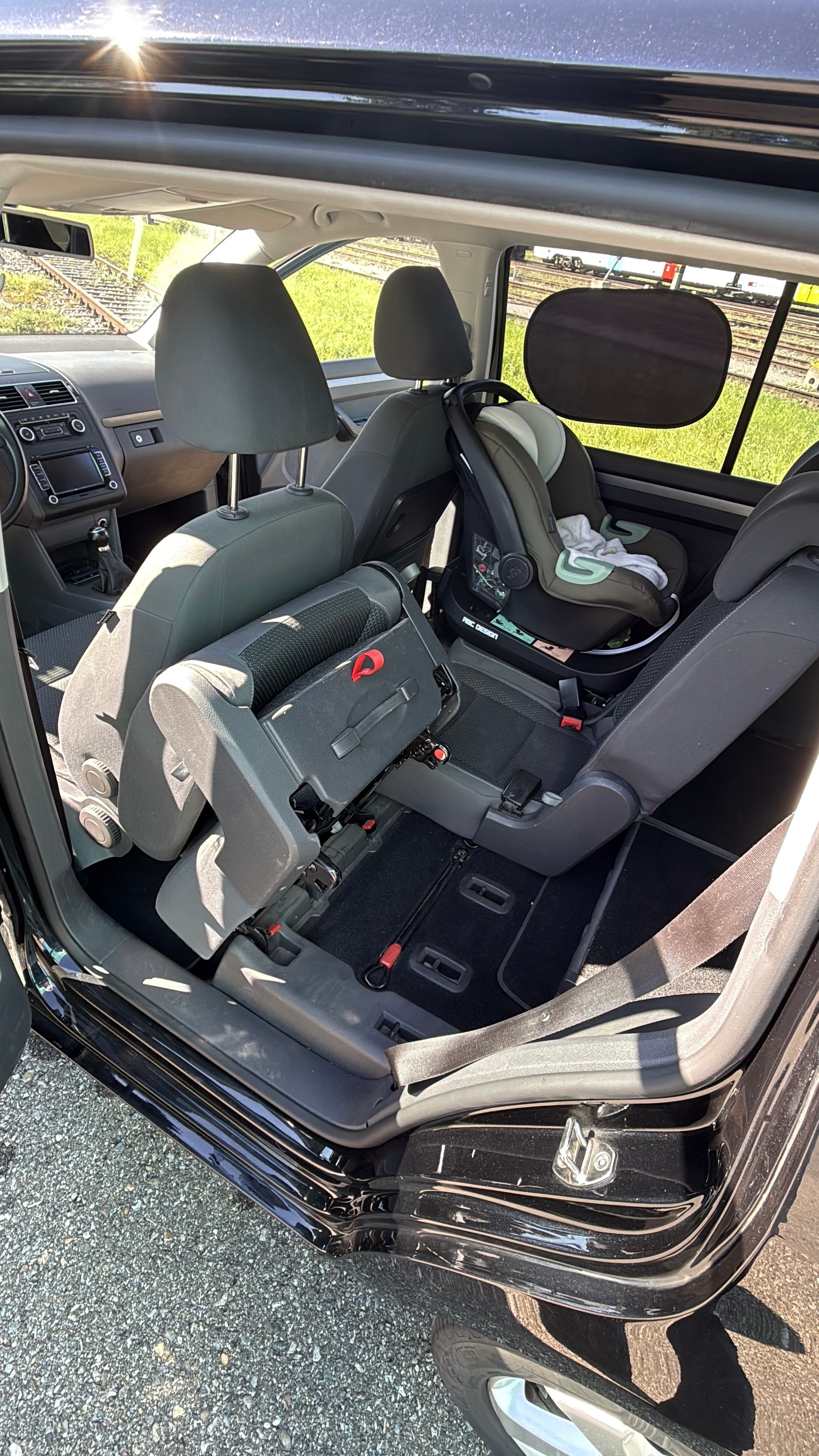 VW Touran 2.0 TDI BlueMotion Technology Comfortline-image-9