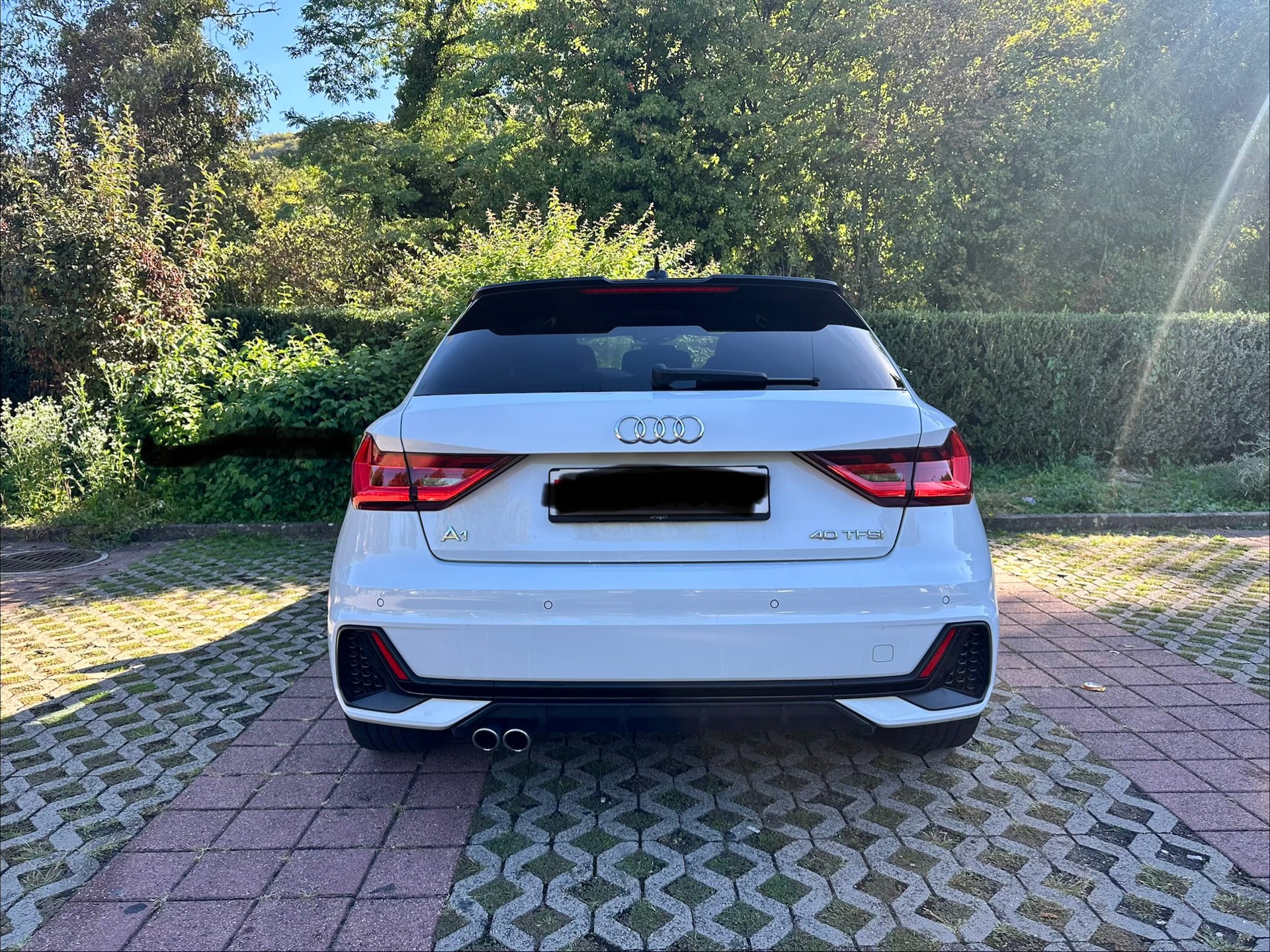 AUDI 2.0 40 TFSI S Line S-Tronic-image-1