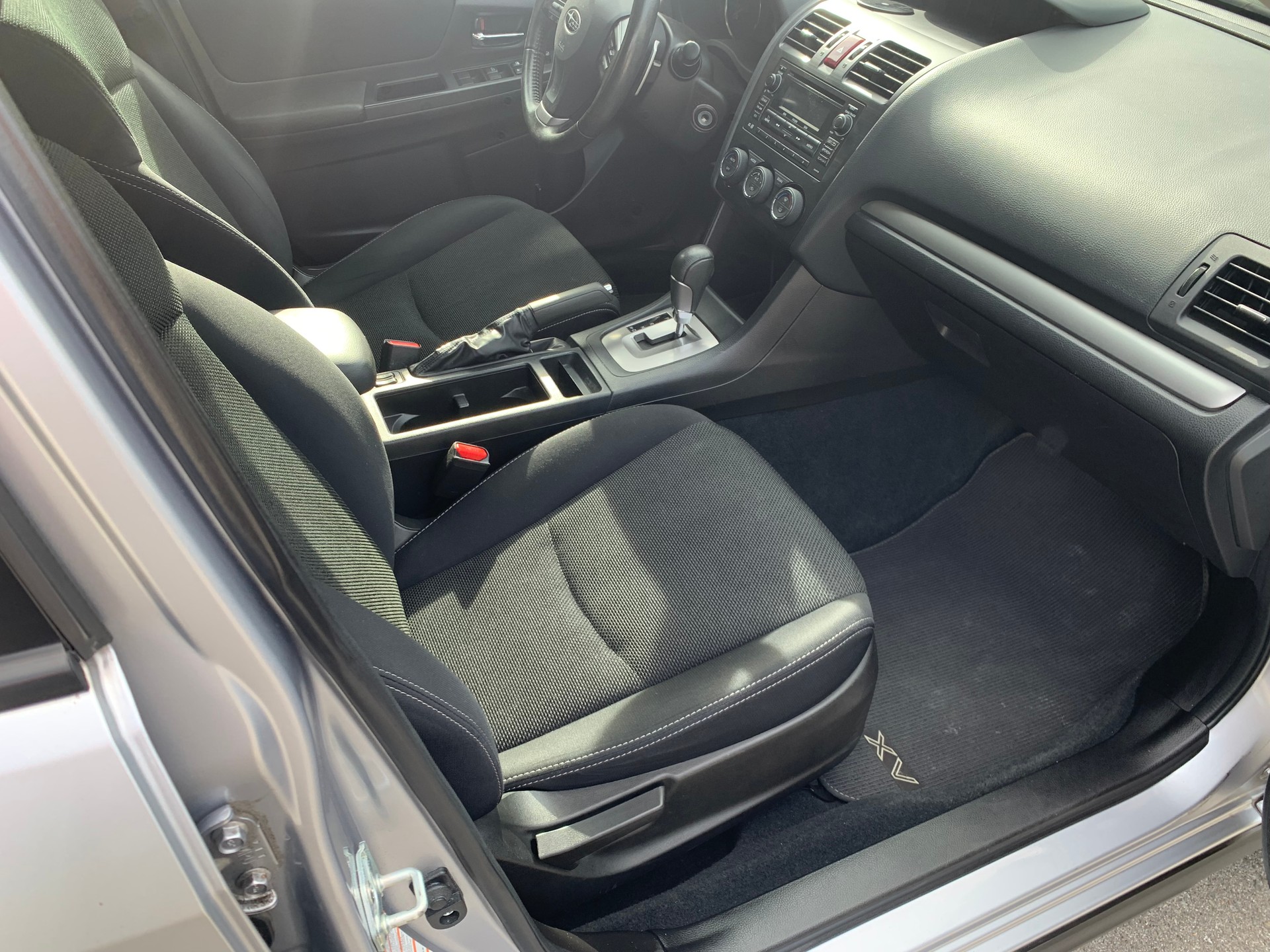 SUBARU XV 2.0 Swiss Two AWD CVT-image-7