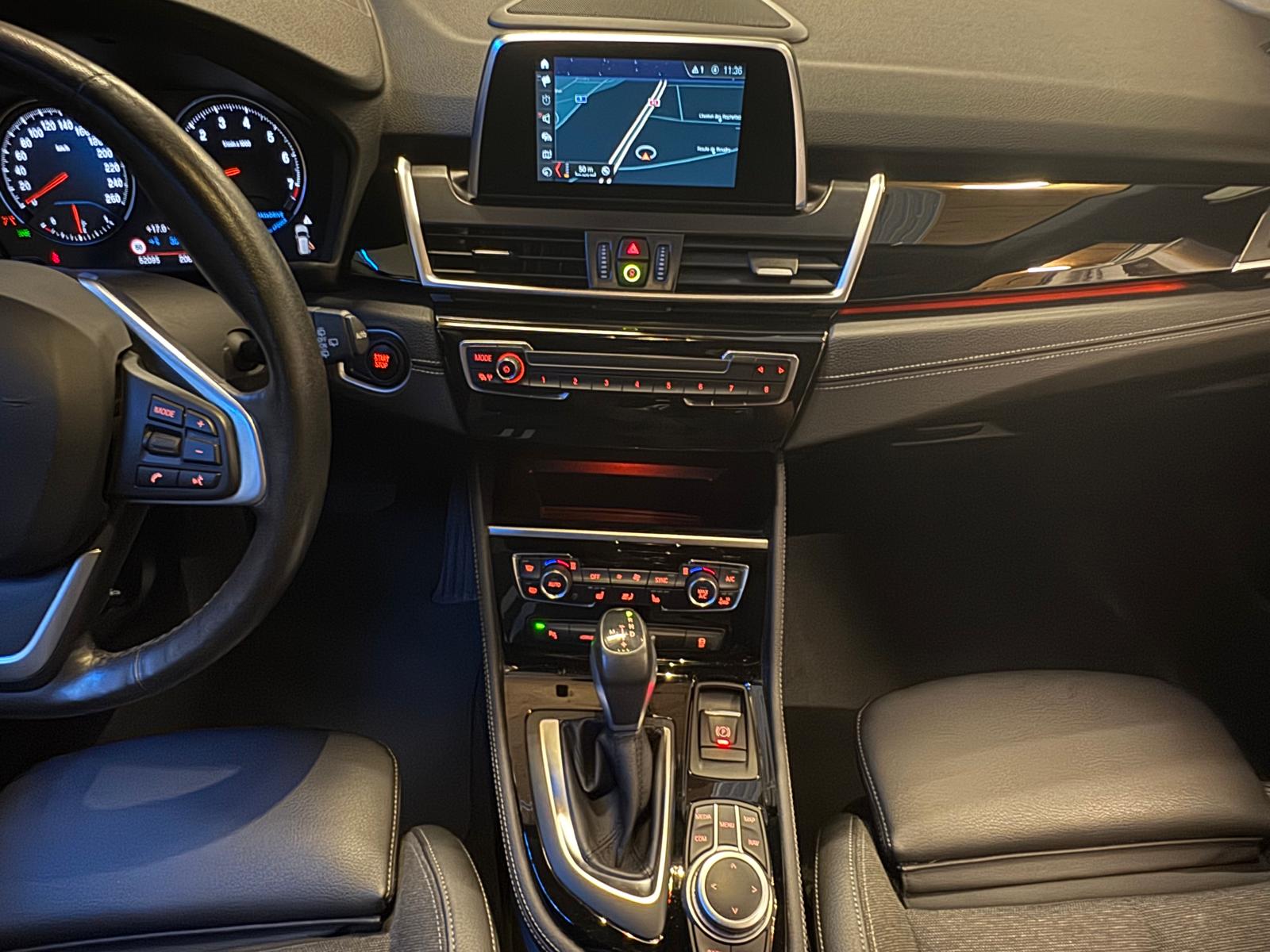 BMW 225xe iPerformance Active Tourer Steptronic-image-14