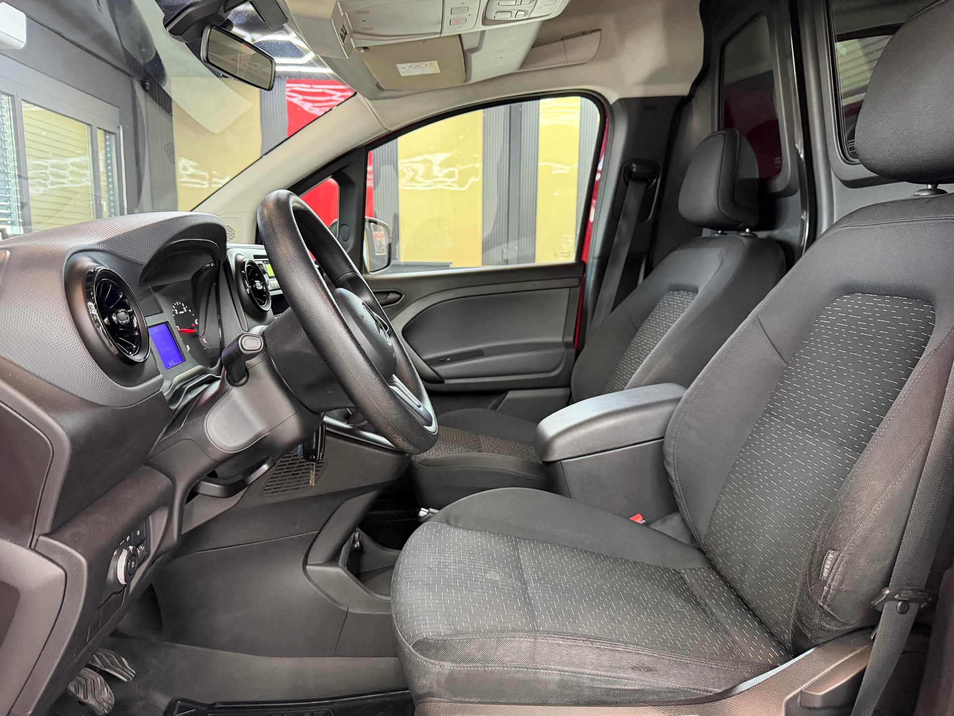 MERCEDES-BENZ Citan 110 CDI Base-image-9
