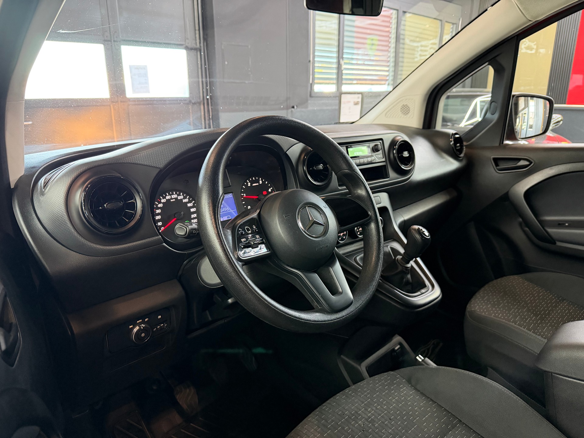 MERCEDES-BENZ Citan 110 CDI Base-image-8