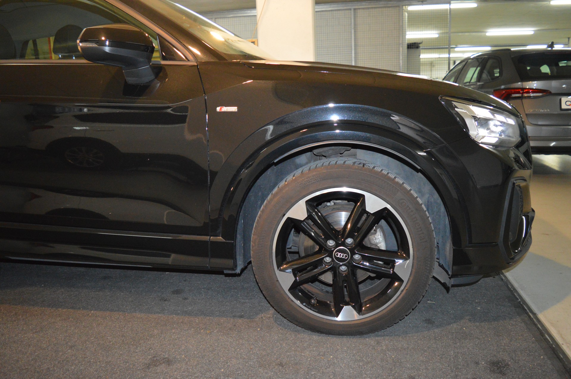 AUDI Q2 35 TFSI S line S-tronic-image-6