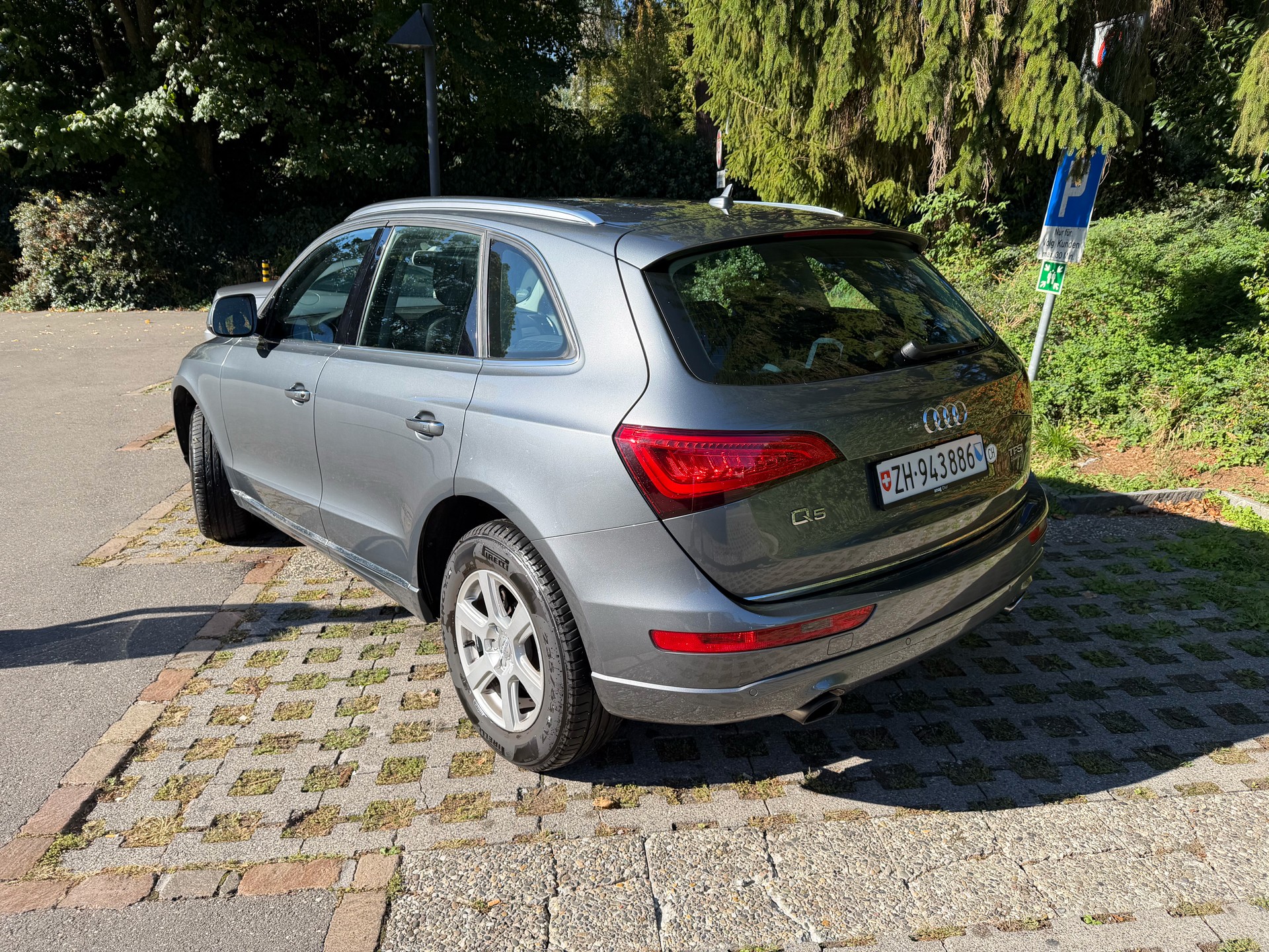 AUDI 2.0 TFSI quattro T-Tronic-image-3