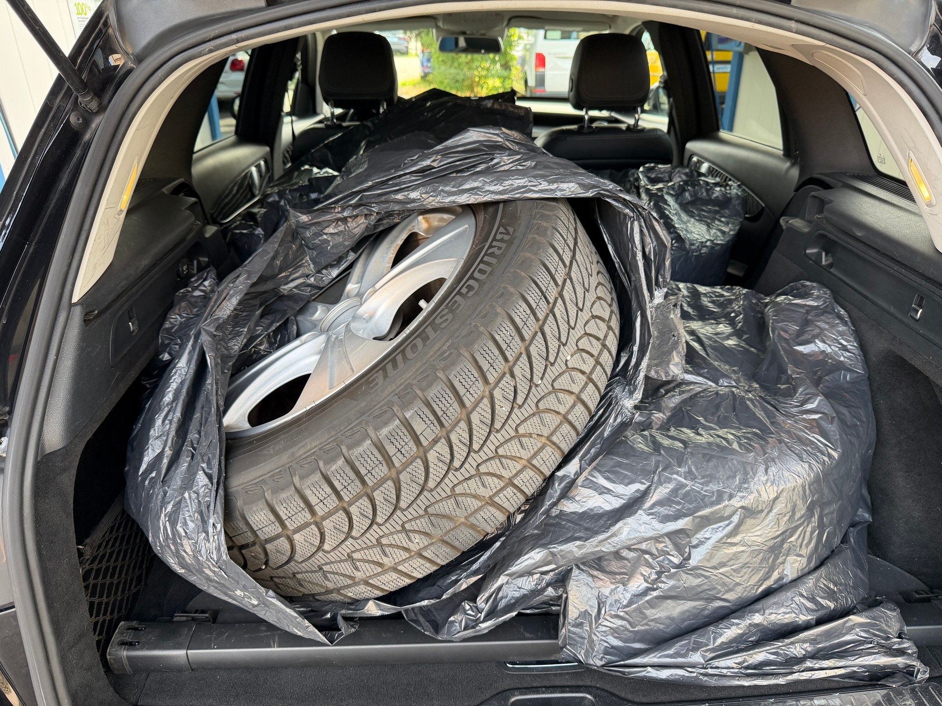 MERCEDES-BENZ GLC 250 d Exclusive 4Matic 9G-Tronic-image-14