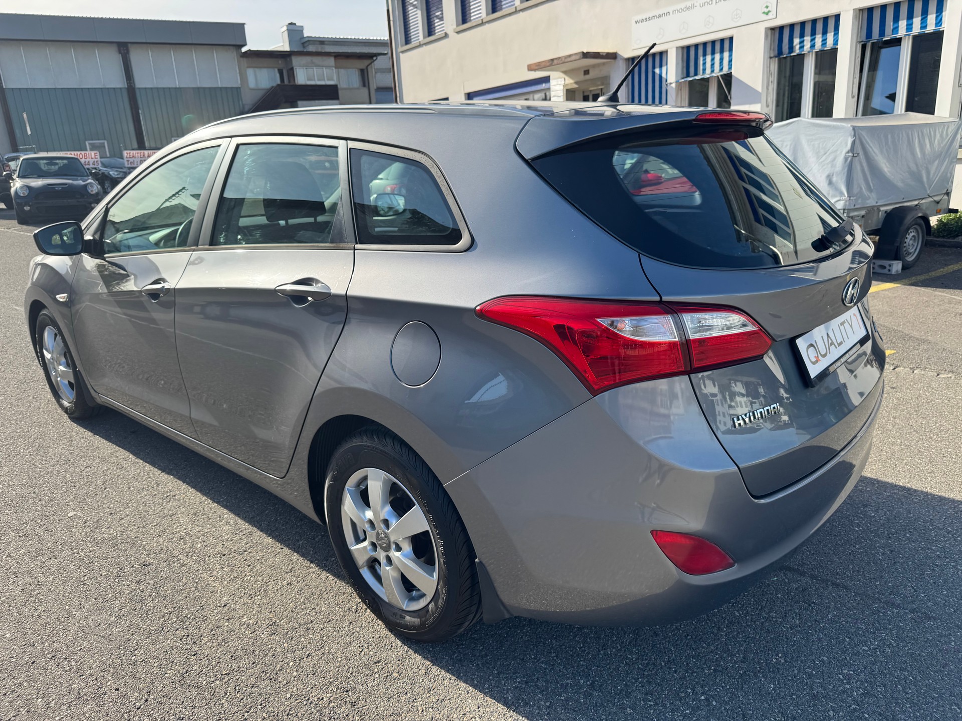 HYUNDAI i30 Wagon 1.6 Style Automatic-image-4