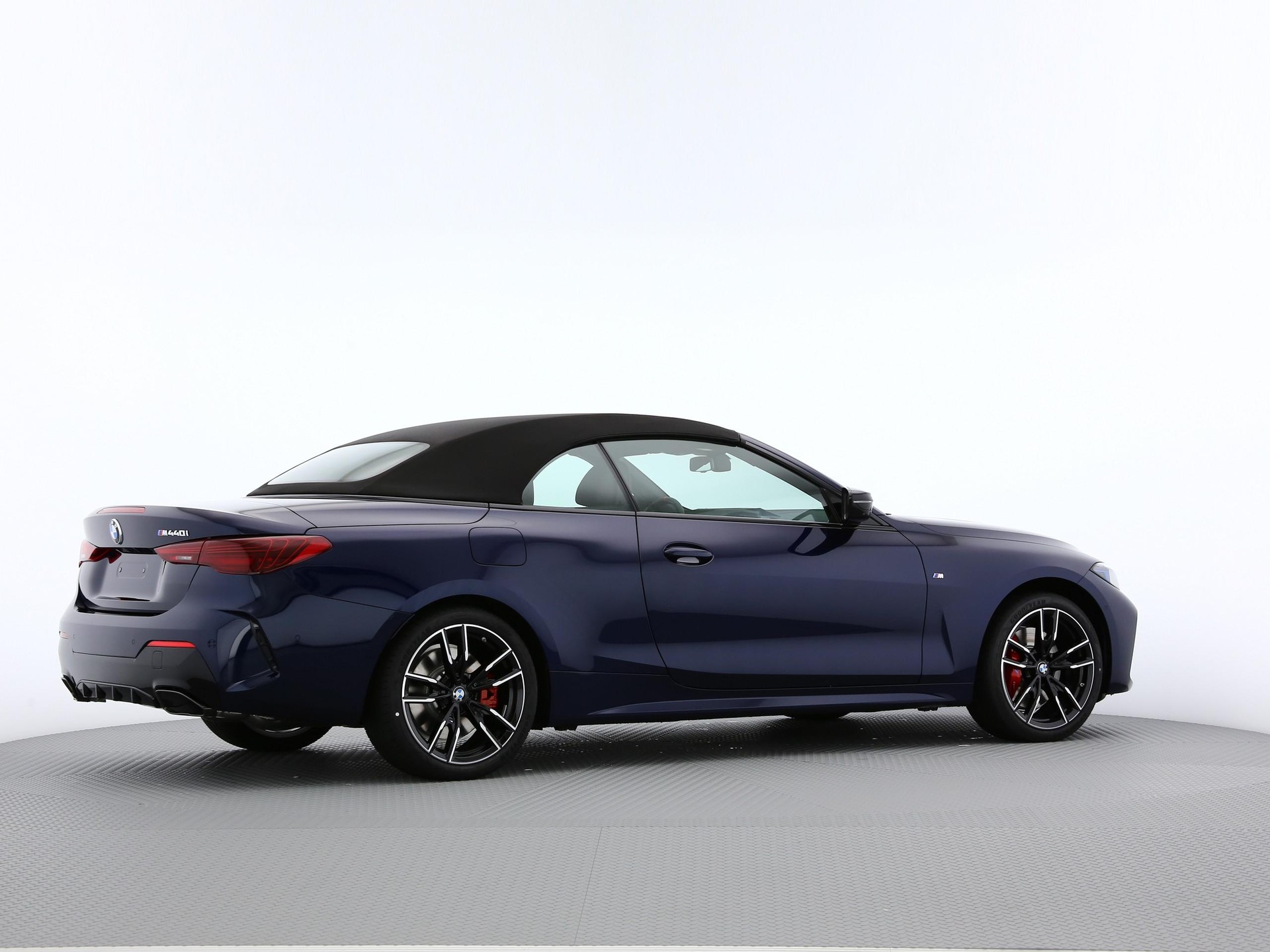 BMW 4er Reihe G23 Cabrio M440i xDrive-image-18