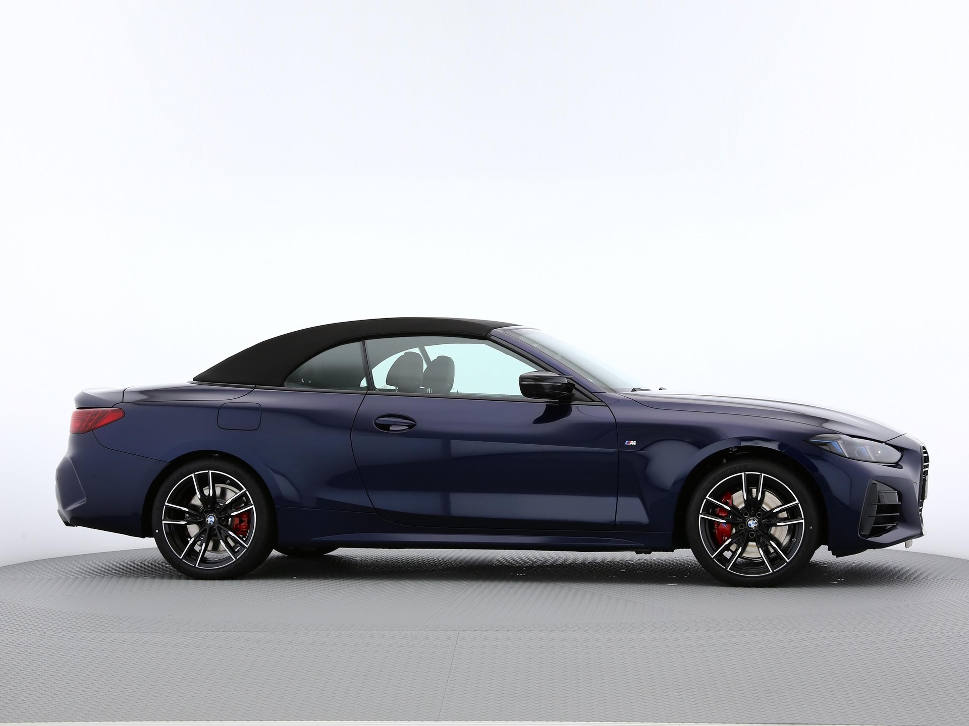 BMW 4er Reihe G23 Cabrio M440i xDrive-image-21