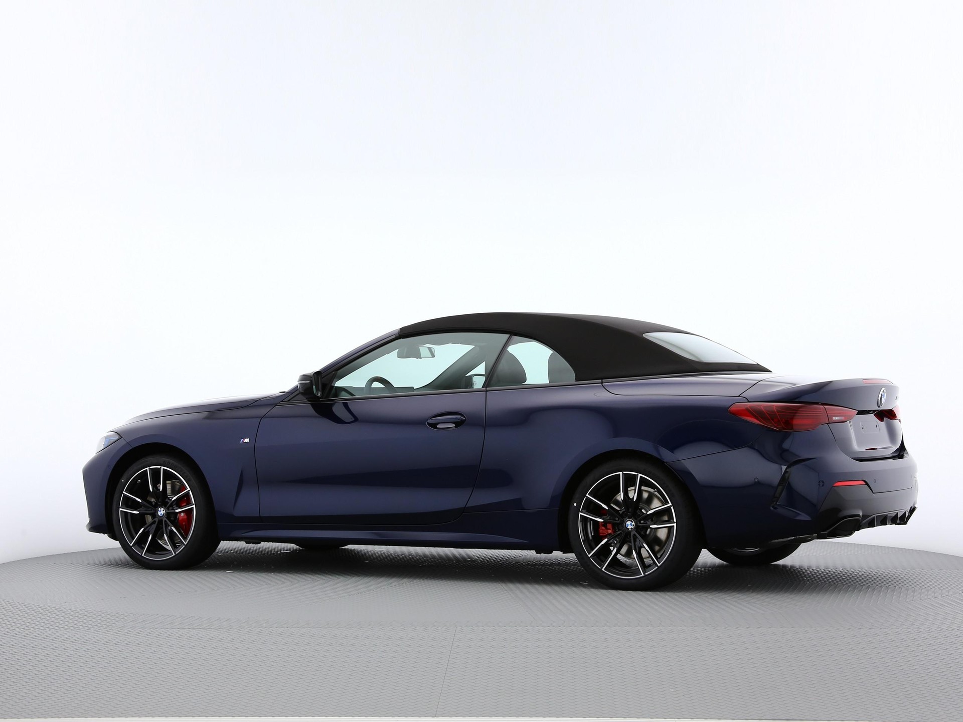 BMW 4er Reihe G23 Cabrio M440i xDrive-image-11