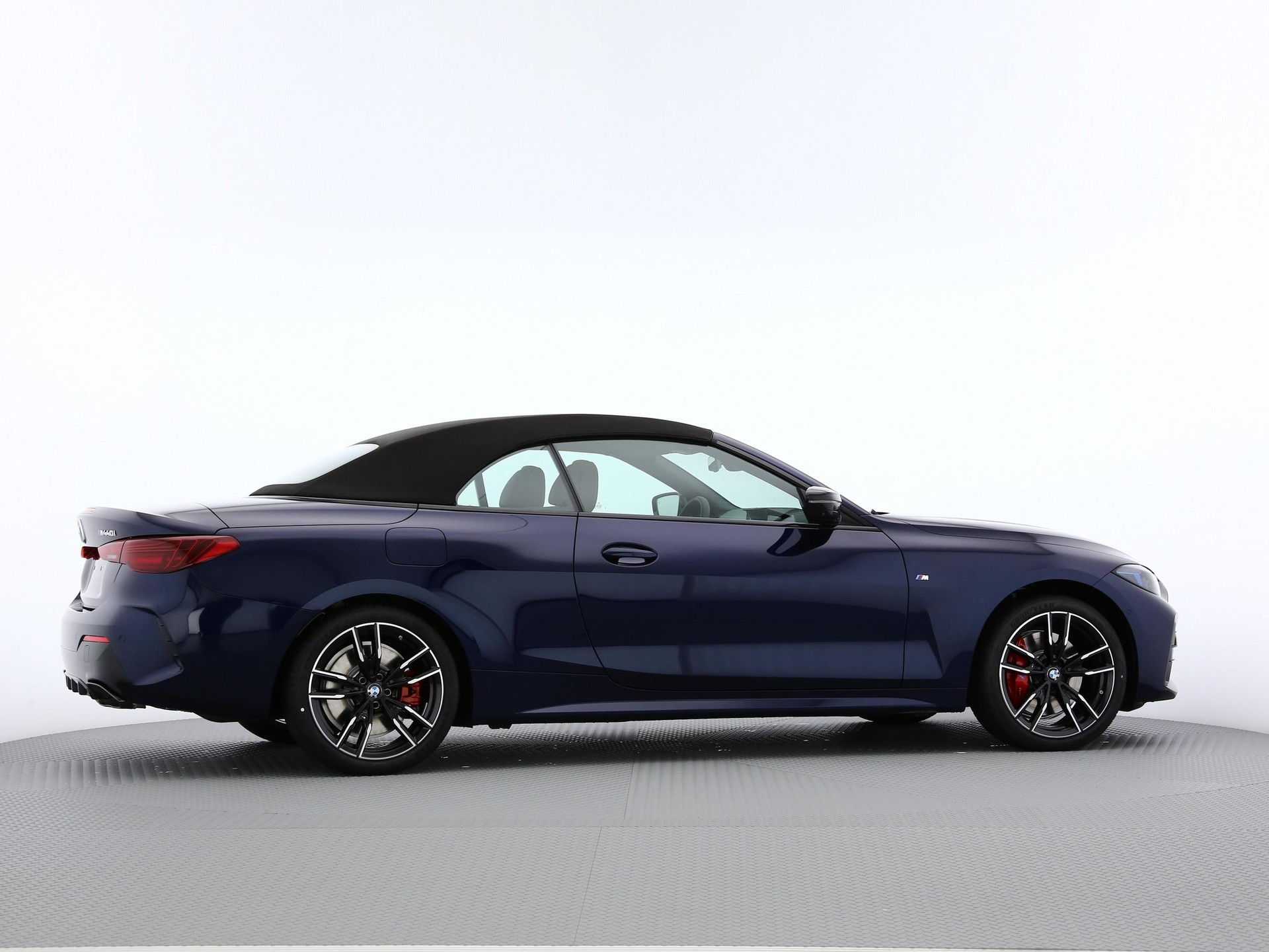 BMW 4er Reihe G23 Cabrio M440i xDrive-image-19