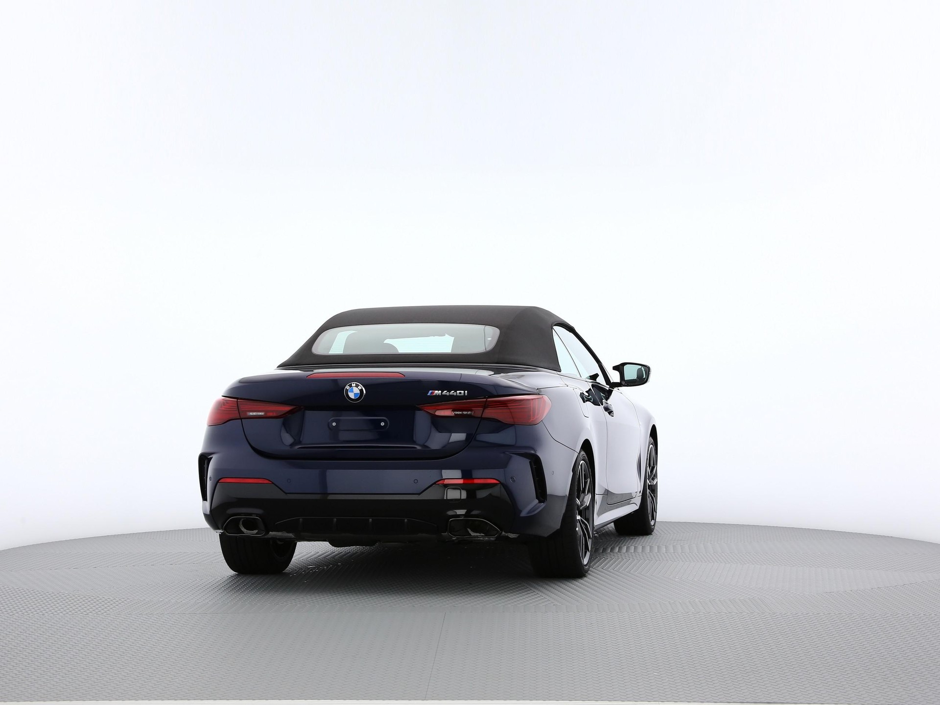 BMW 4er Reihe G23 Cabrio M440i xDrive-image-16