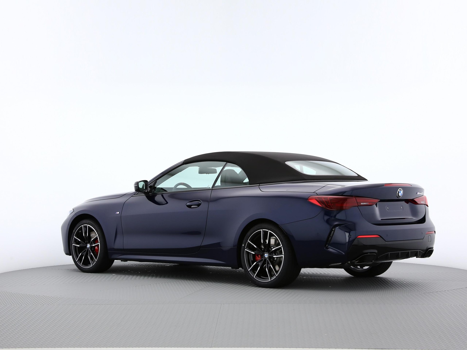 BMW 4er Reihe G23 Cabrio M440i xDrive-image-12