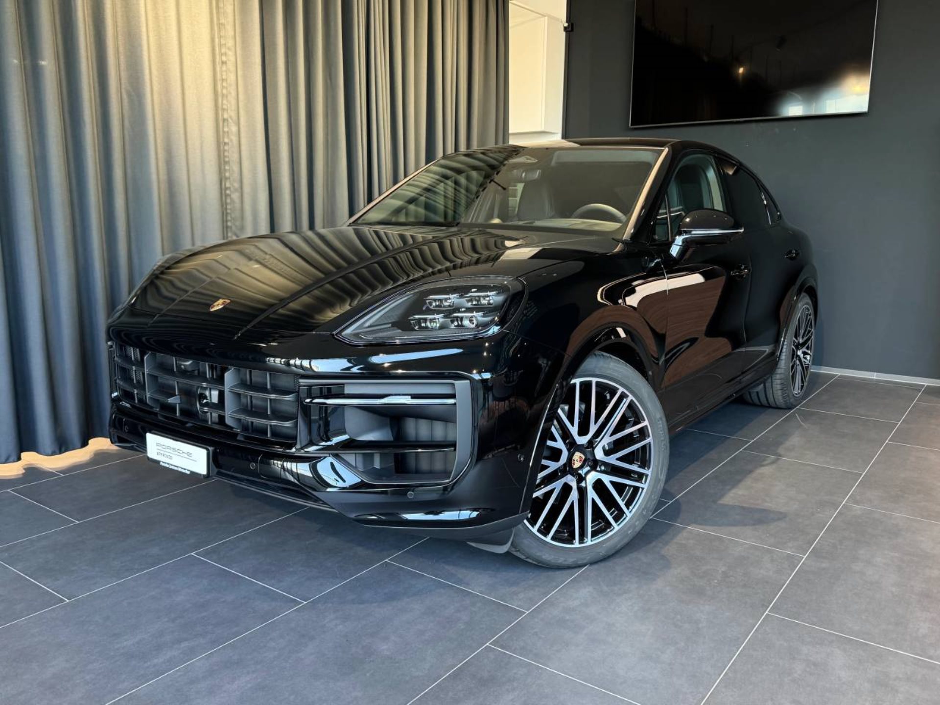 PORSCHE Cayenne Coupé Black Edition