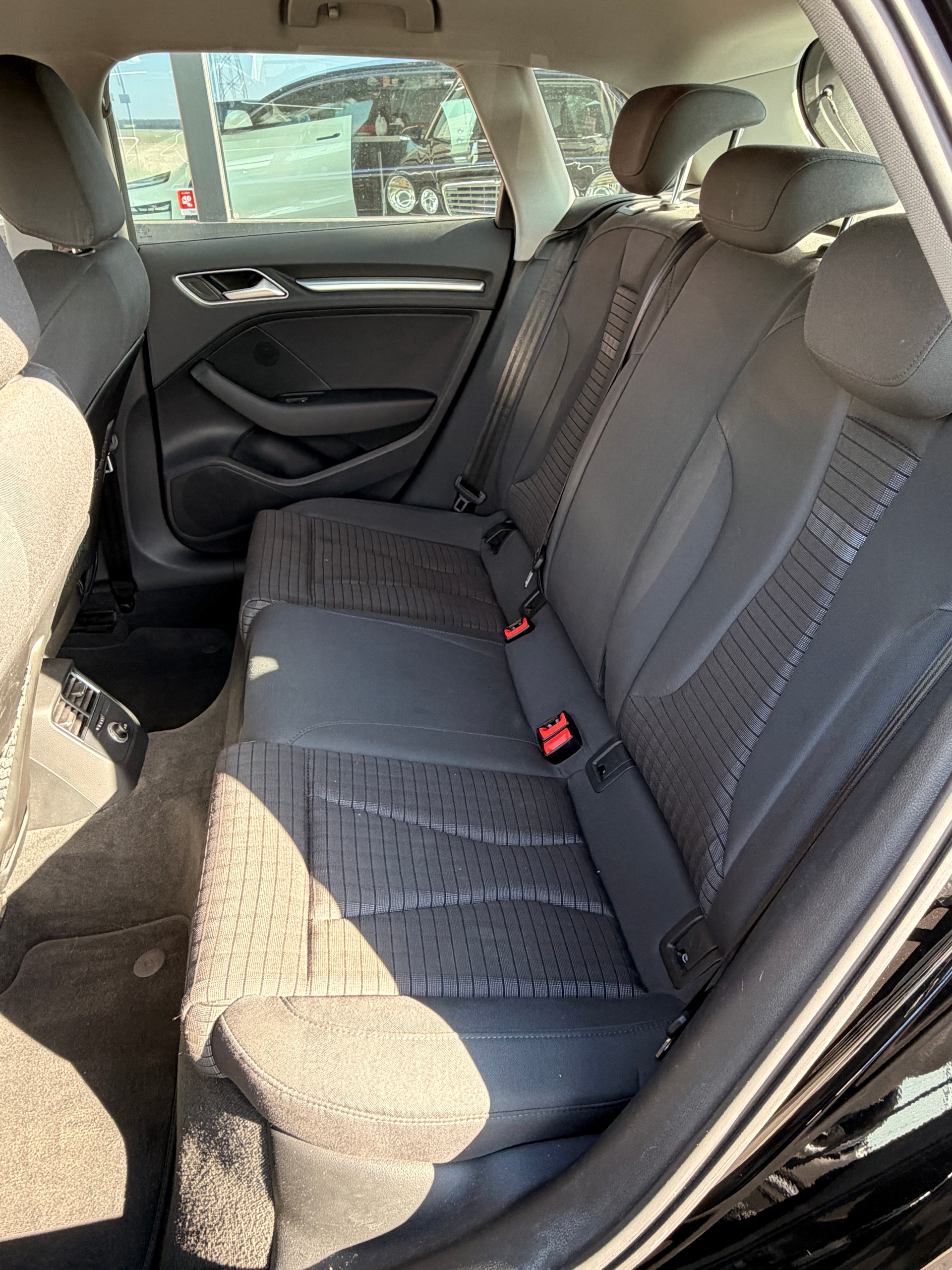 AUDI A3 Sportback 1.5 TFSI S-tronic Sport-image-8