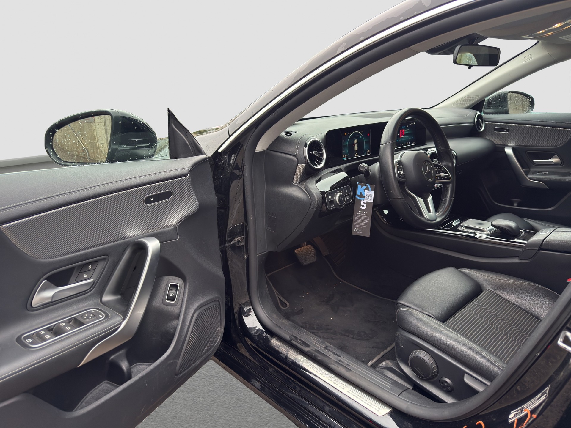 MERCEDES-BENZ CLA Shooting Brake 200 d 8G-DCT ** Frisch ab MFK und Service ** CH Auto ** 1. Hand **-image-8
