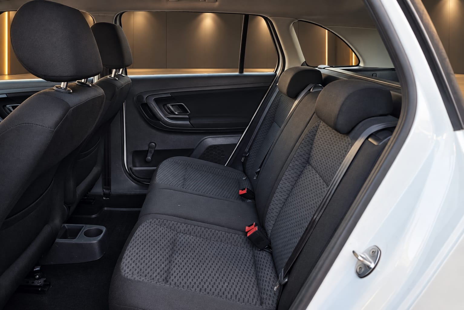 SKODA Fabia 1.2 TSI Ambition-image-4