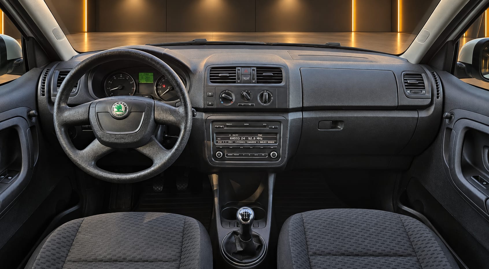 SKODA Fabia 1.2 TSI Ambition-image-5