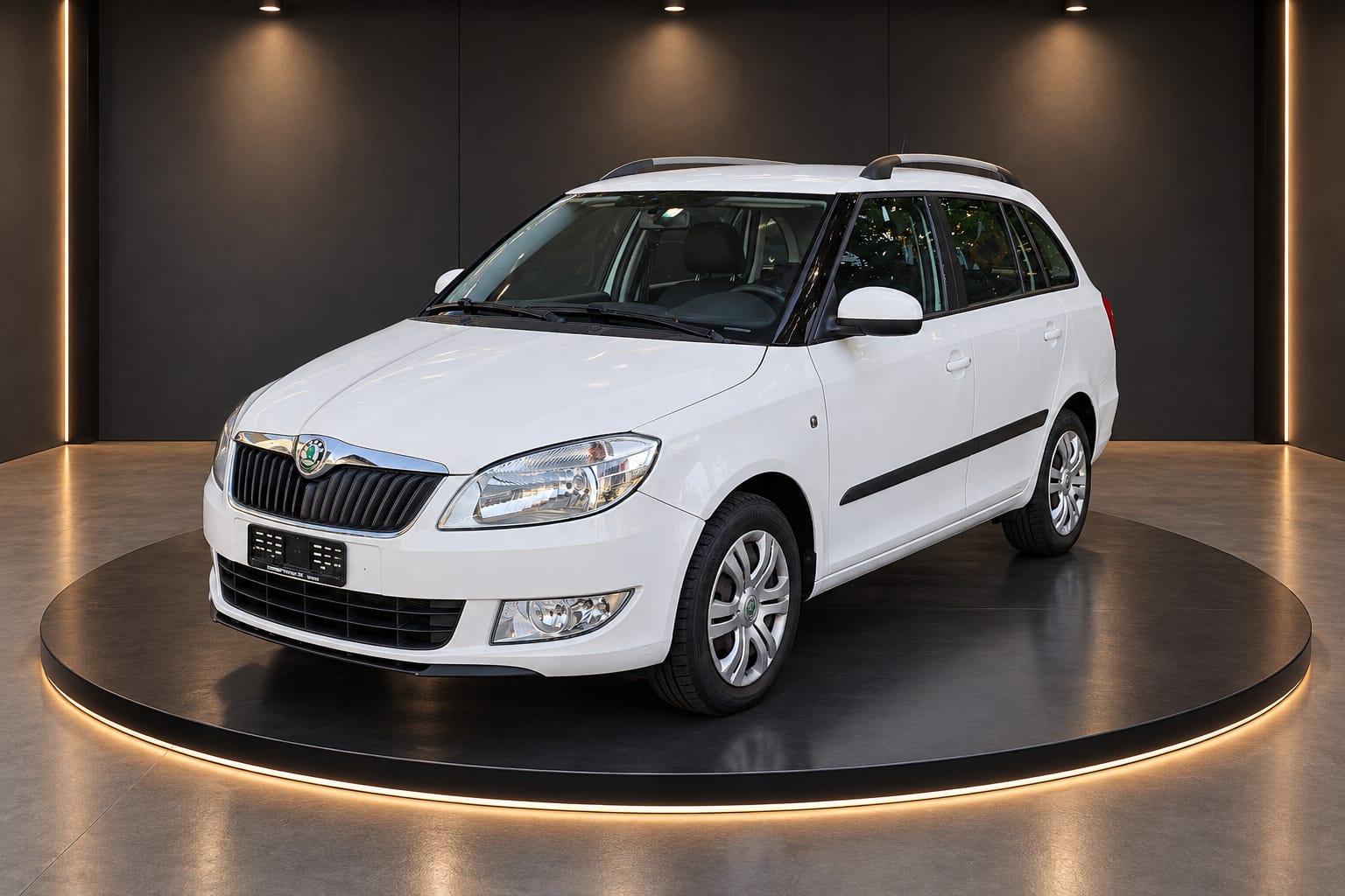 SKODA Fabia 1.2 TSI Ambition-image-3