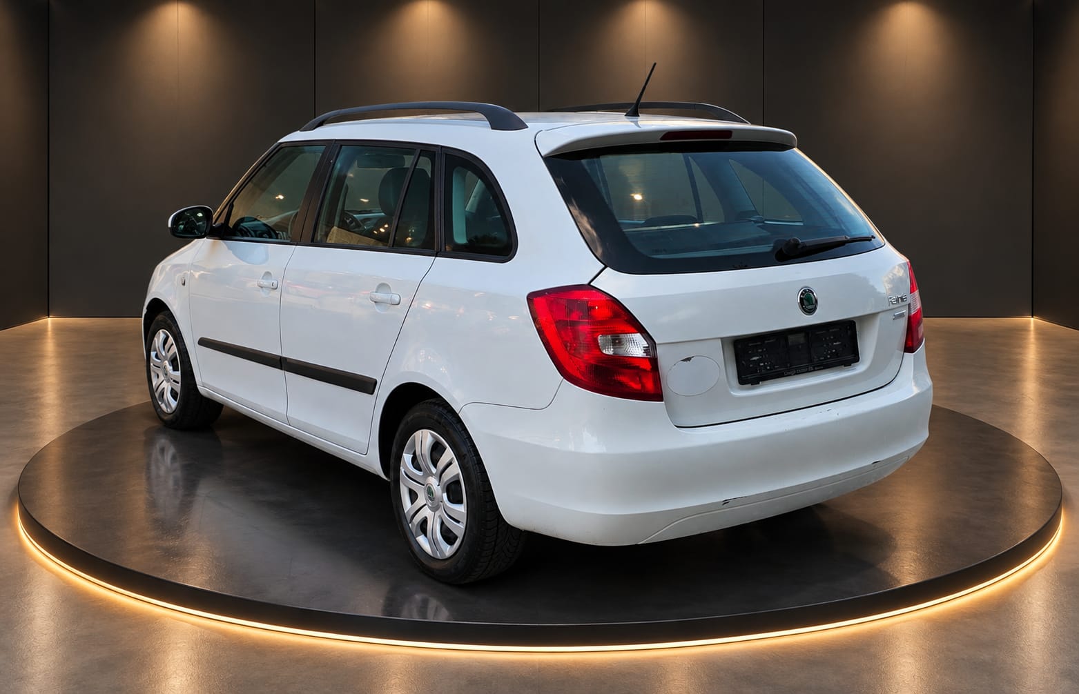 SKODA Fabia 1.2 TSI Ambition-image-2