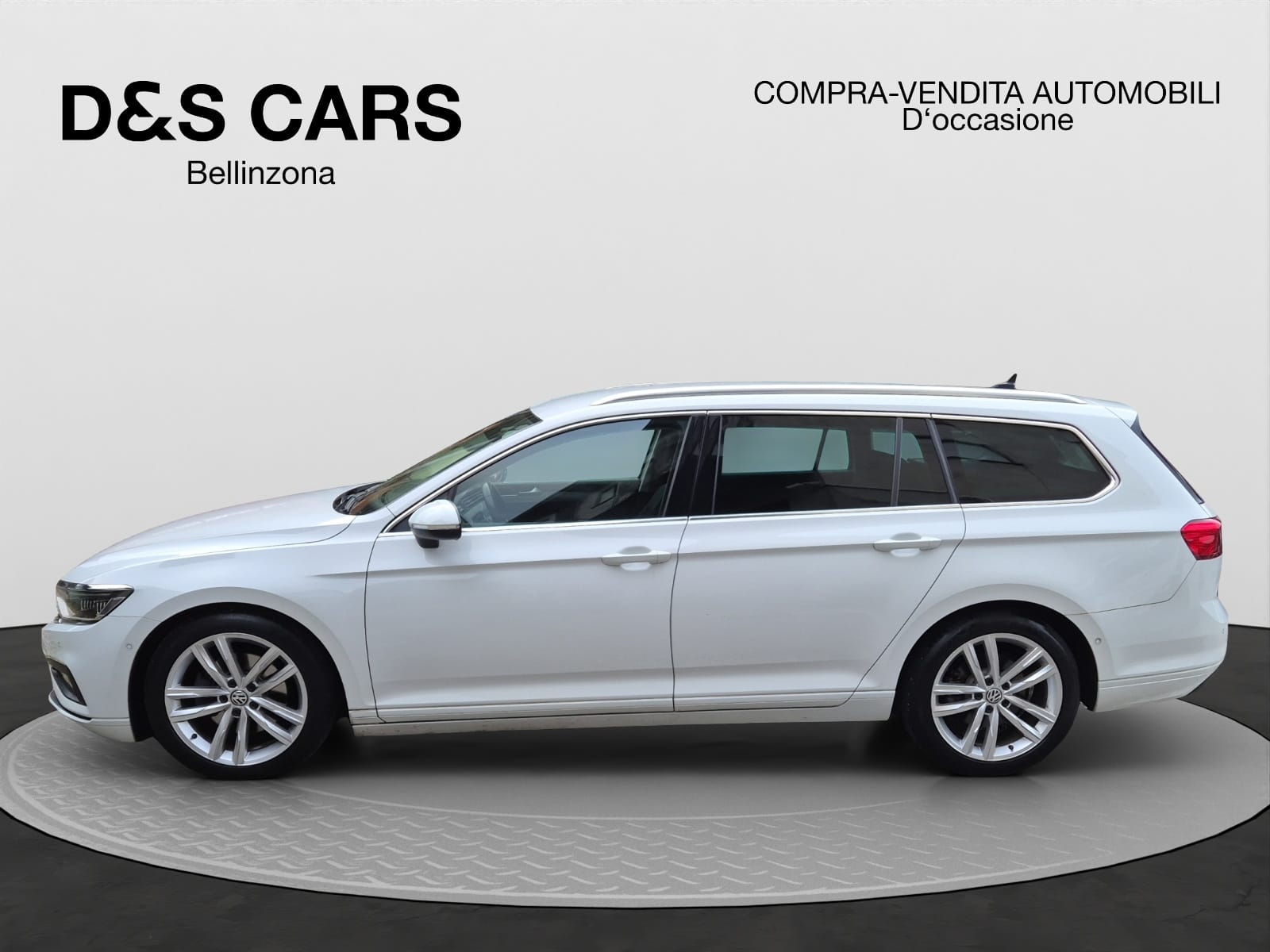 VW Passat Variant 2.0 TSI Business DSG-image-2